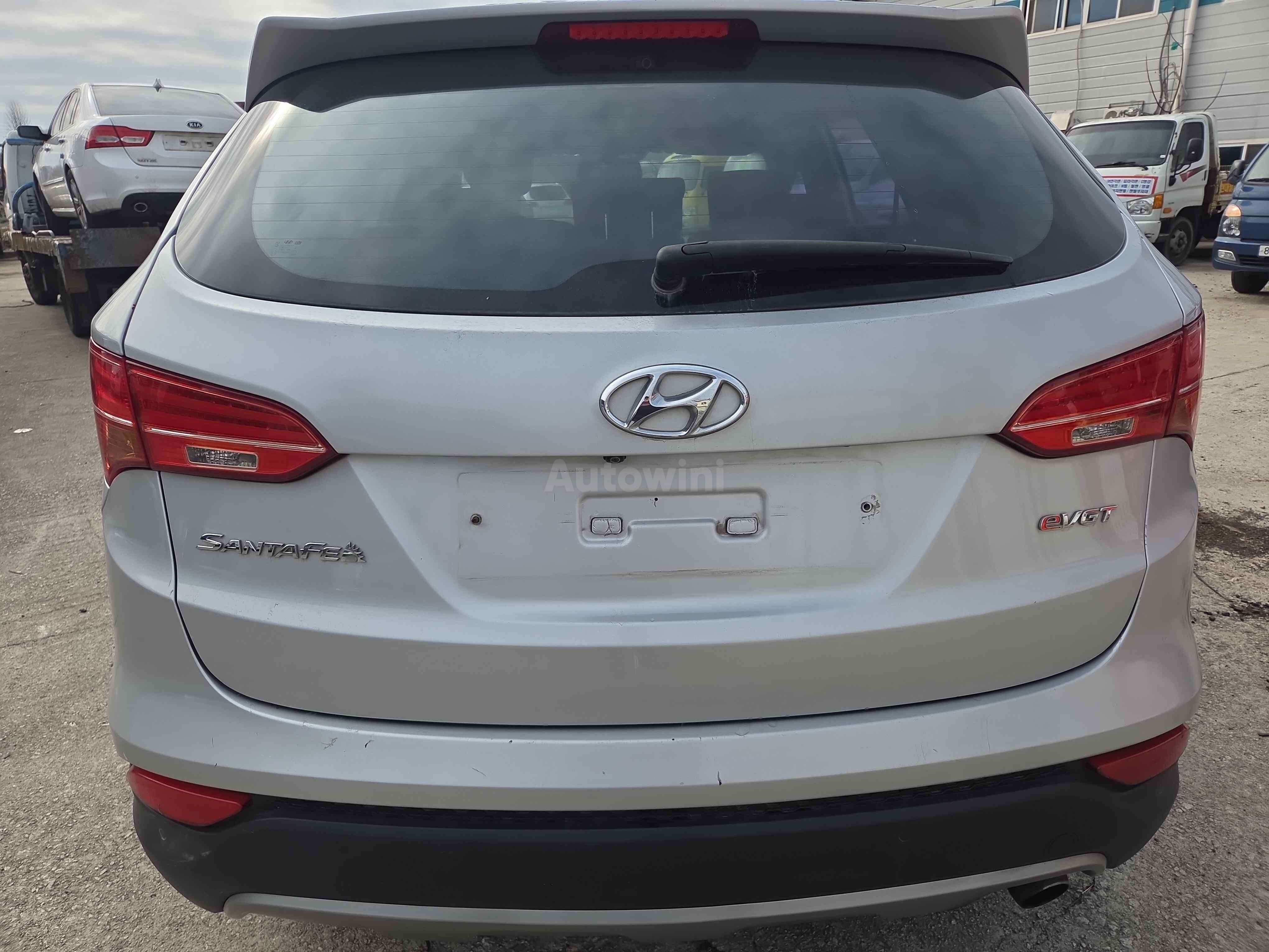 2015 HYUNDAI SANTAFE VIN: KMHSW81UBFU513114