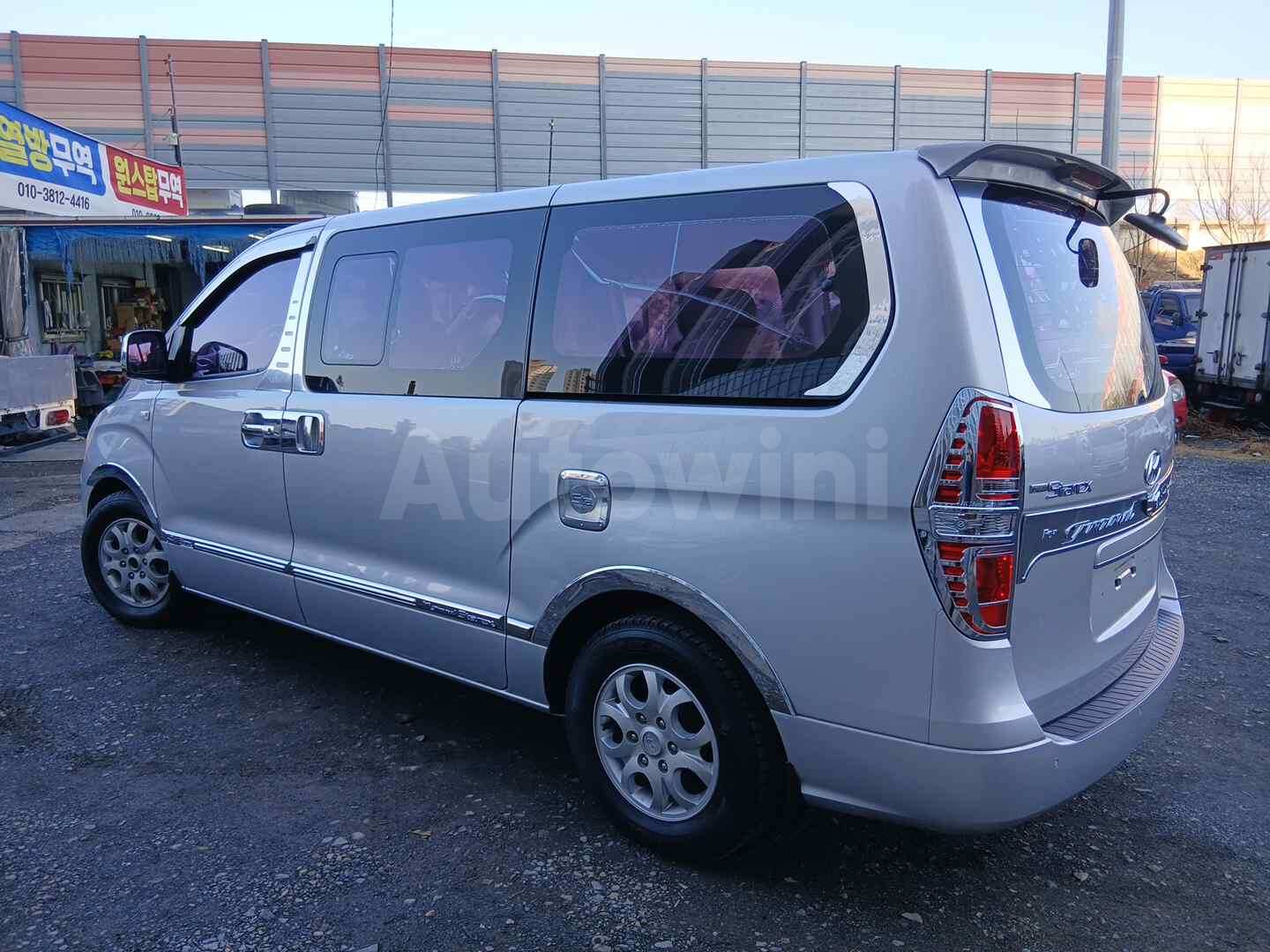 2008 HYUNDAI STAREX VIN: KMJWAH7JP8U072857