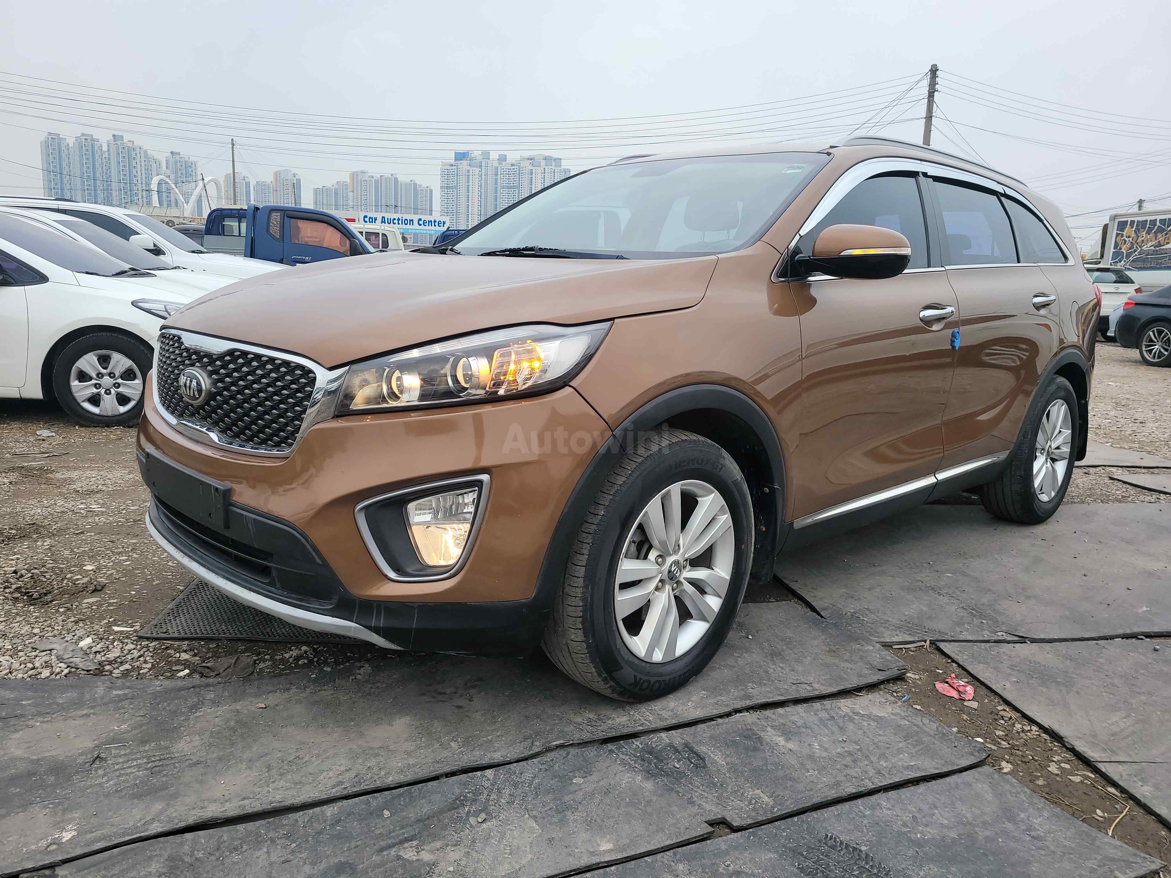 2015 KIA SORENTO VIN: KNAPS81ABFA027854