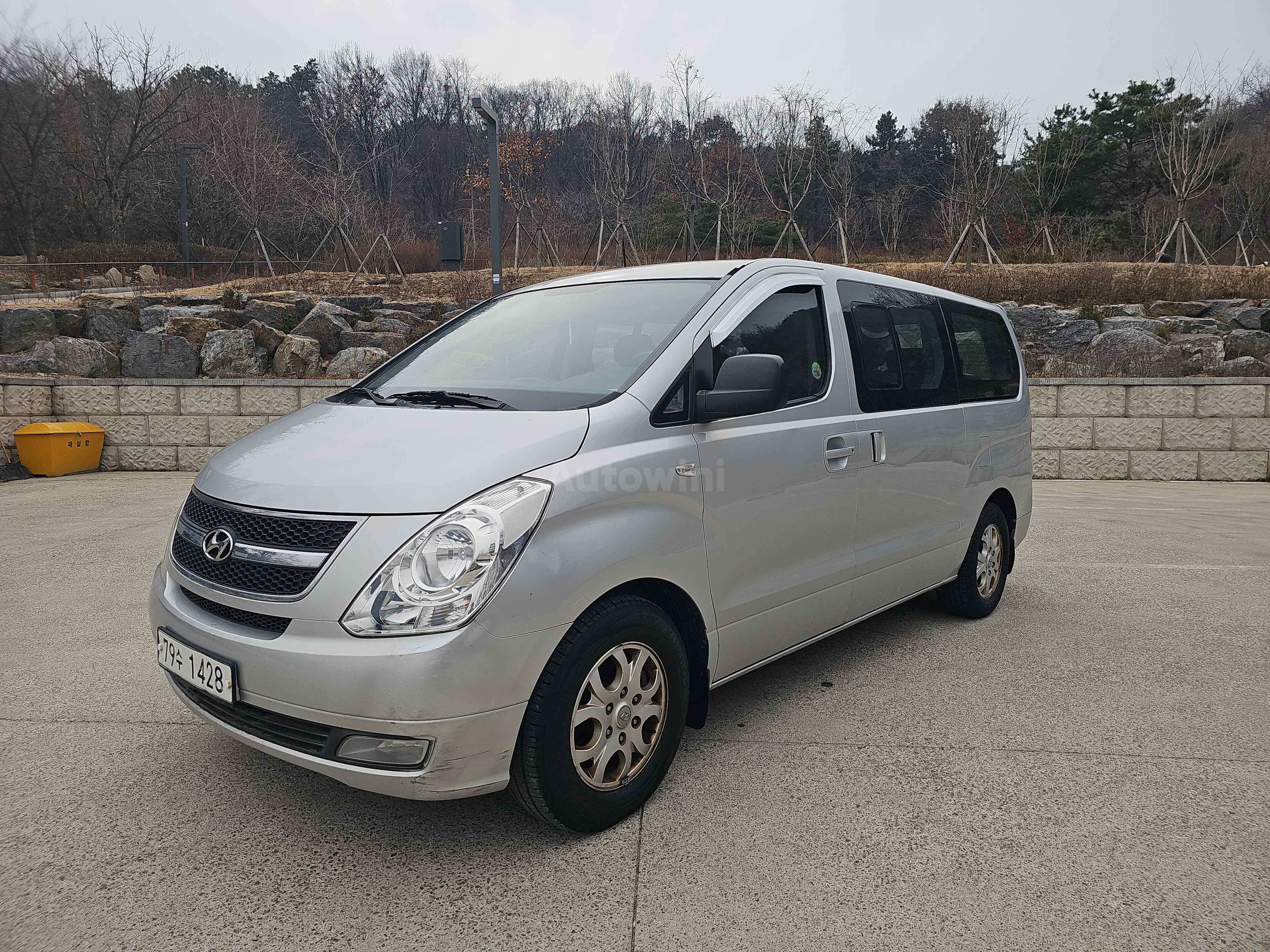 2010 HYUNDAI STAREX VIN: KMJWA37JBAU234648