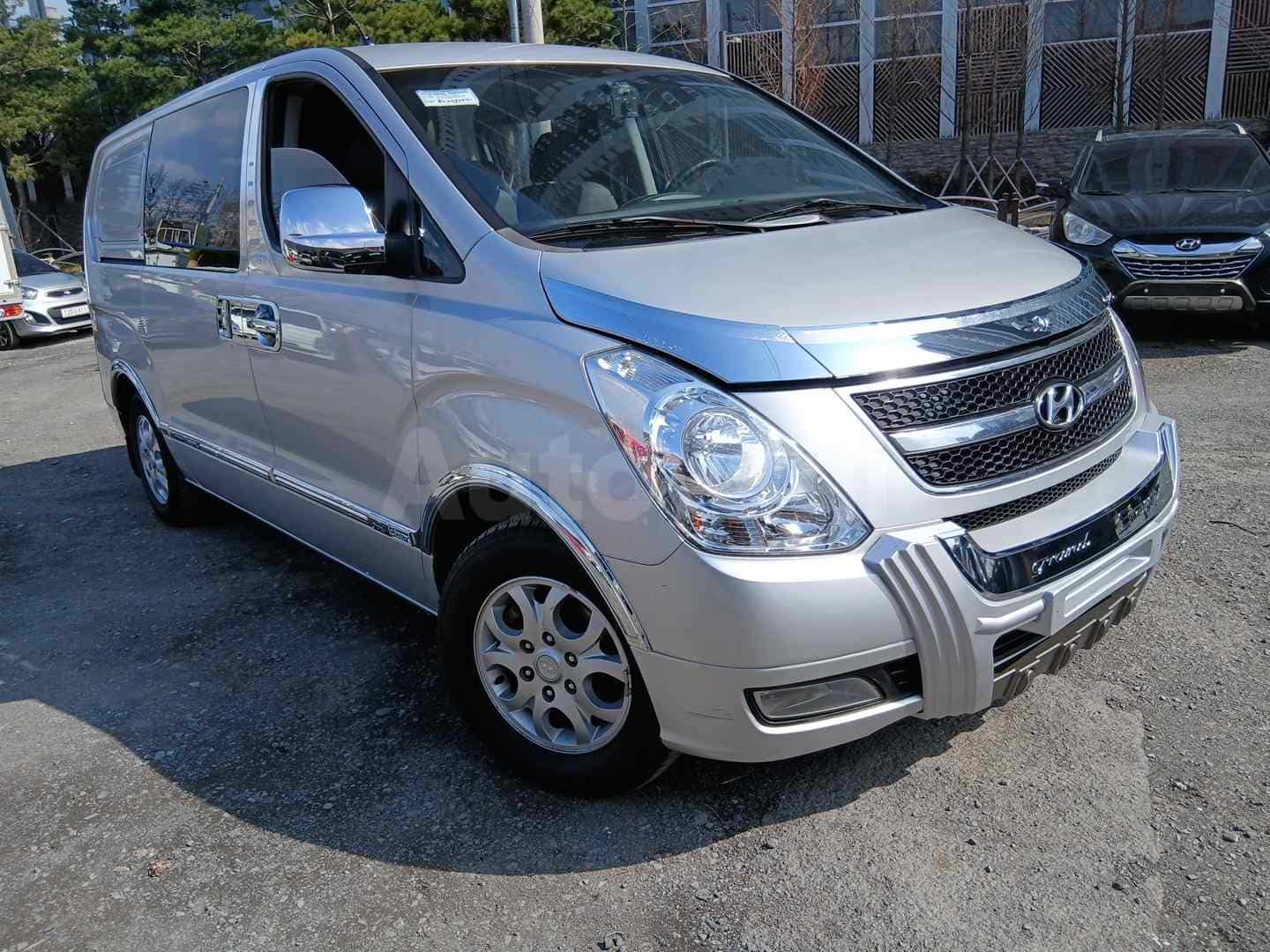 2008 HYUNDAI STAREX VIN: KMFWBH7JP8U075102