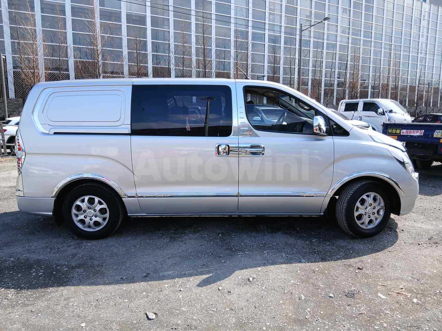 2008 HYUNDAI STAREX VIN: KMFWBH7JP8U075102