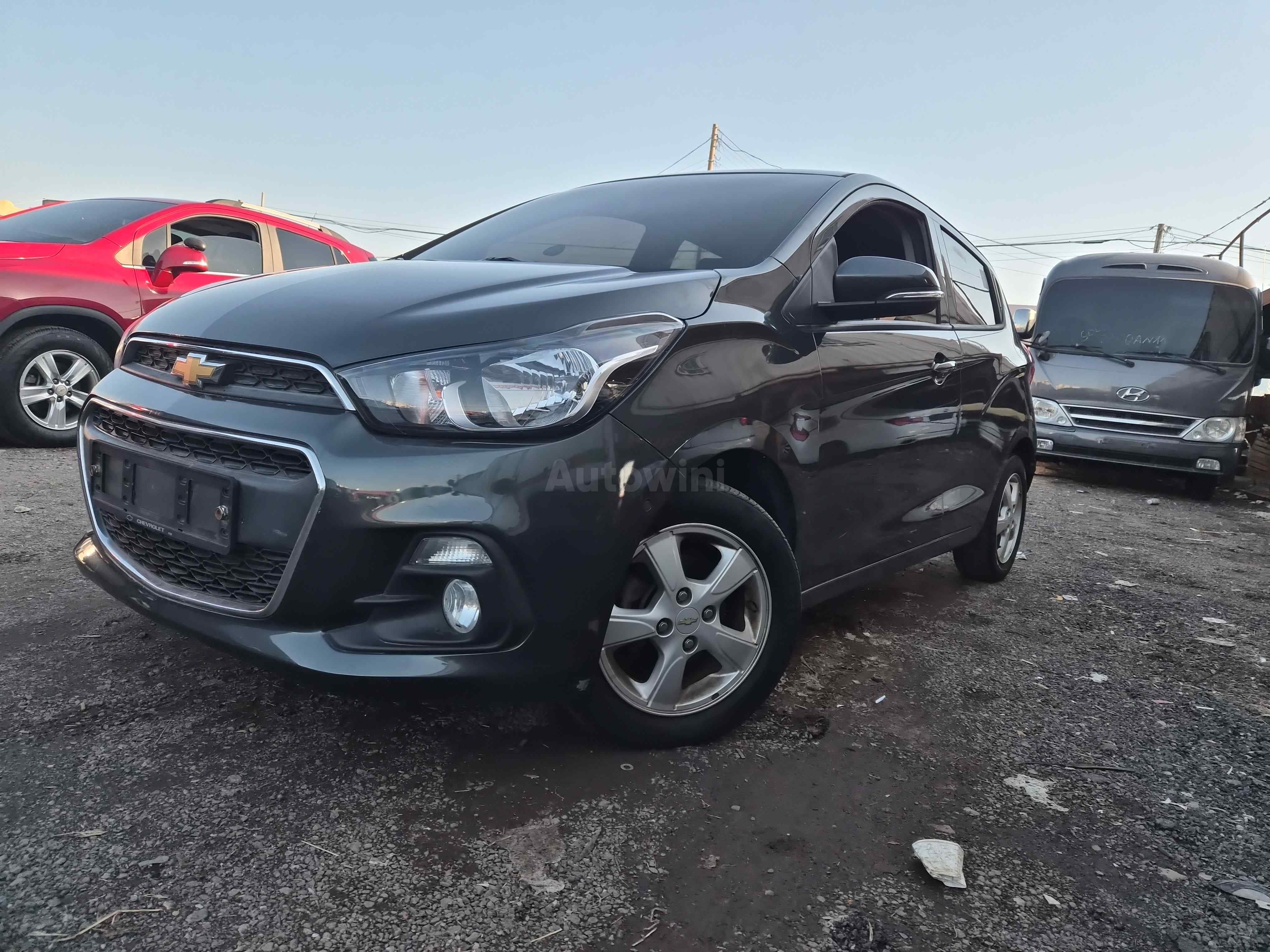 2017 CHEVROLET SPARK VIN: KLYDC487DHC762988