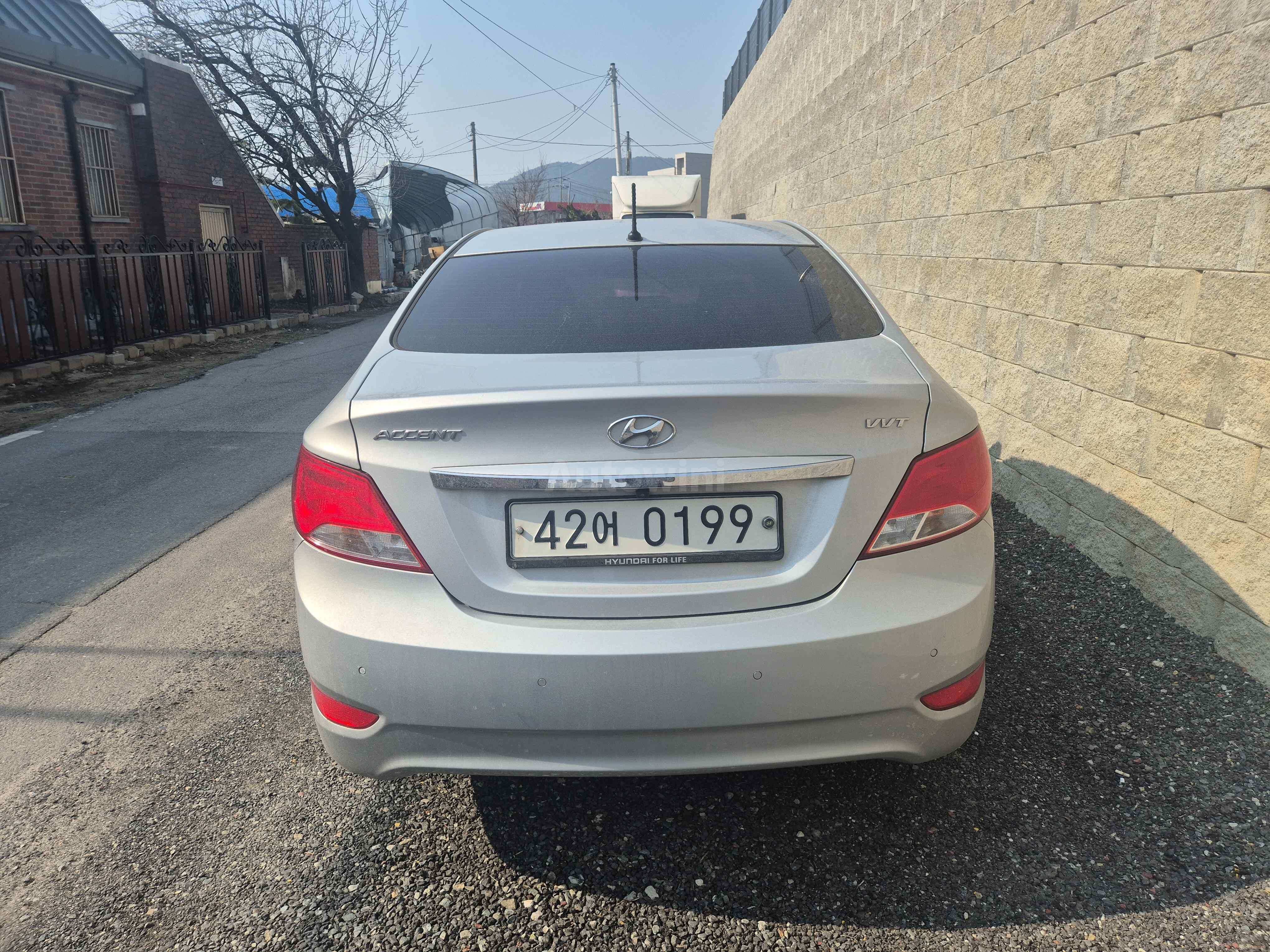 2017 HYUNDAI ACCENT VIN: KMHCT41BEHU158312