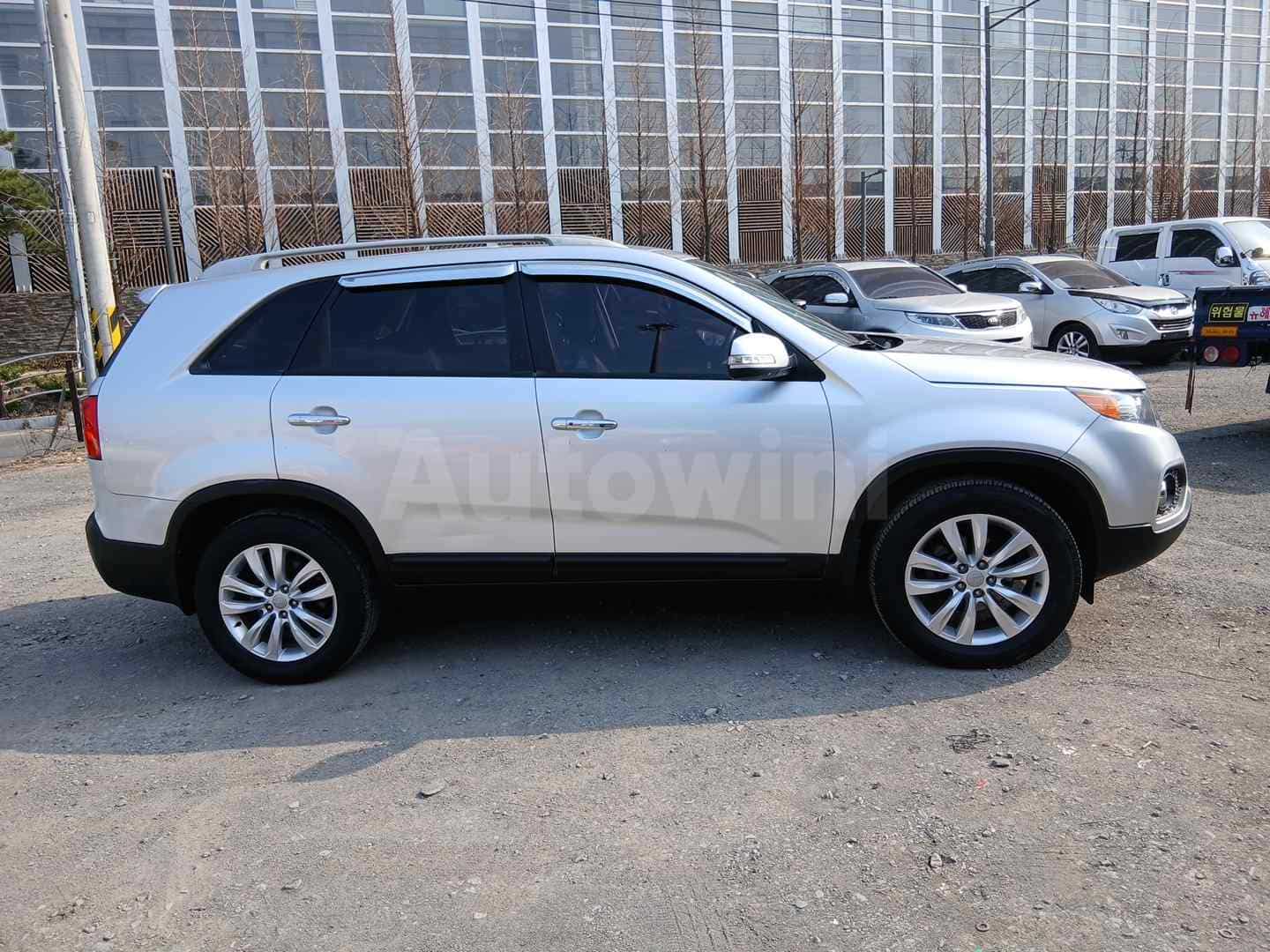2012 KIA SORENTO VIN: KNAKU815BCA285159