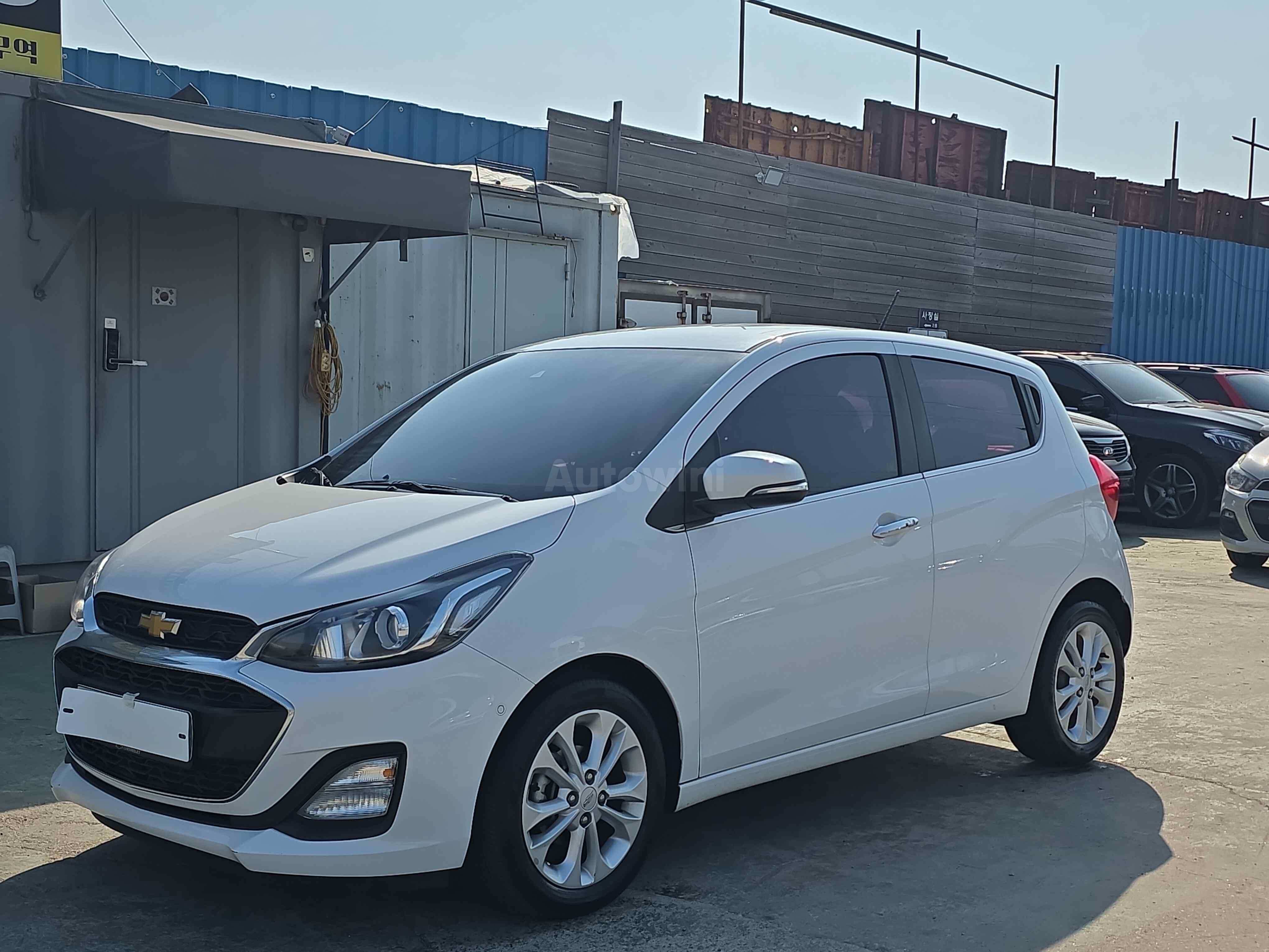 2019 CHEVROLET SPARK VIN: KLYDC487DKC225456