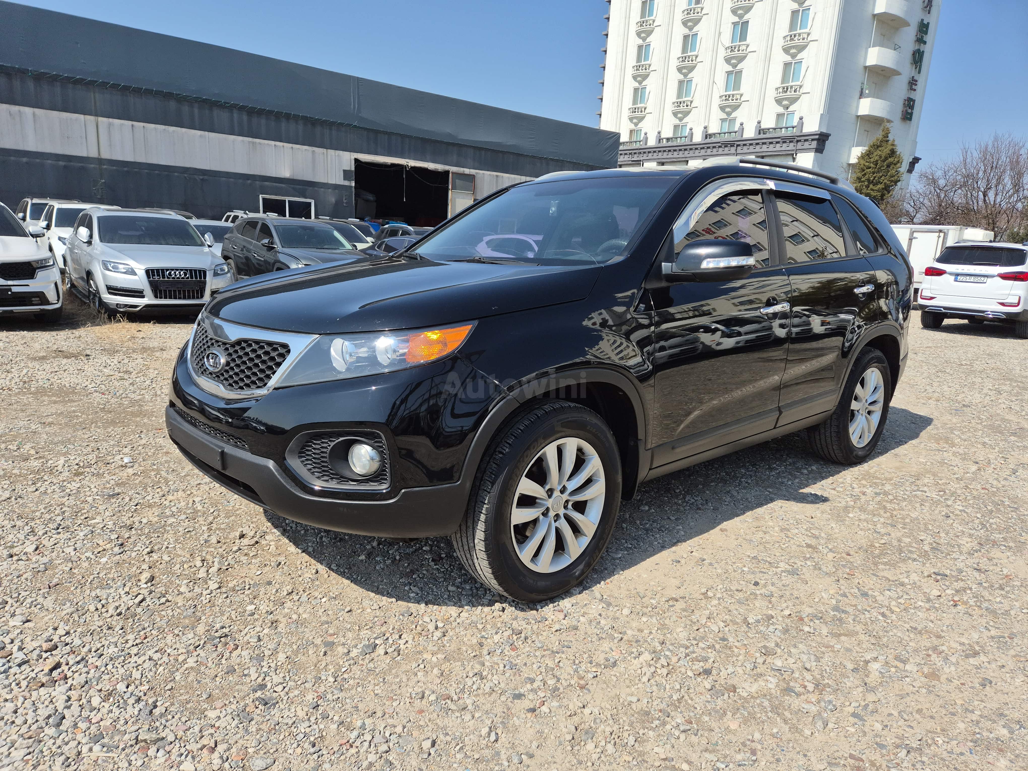 2012 KIA SORENTO VIN: KNAKU815BCA301215