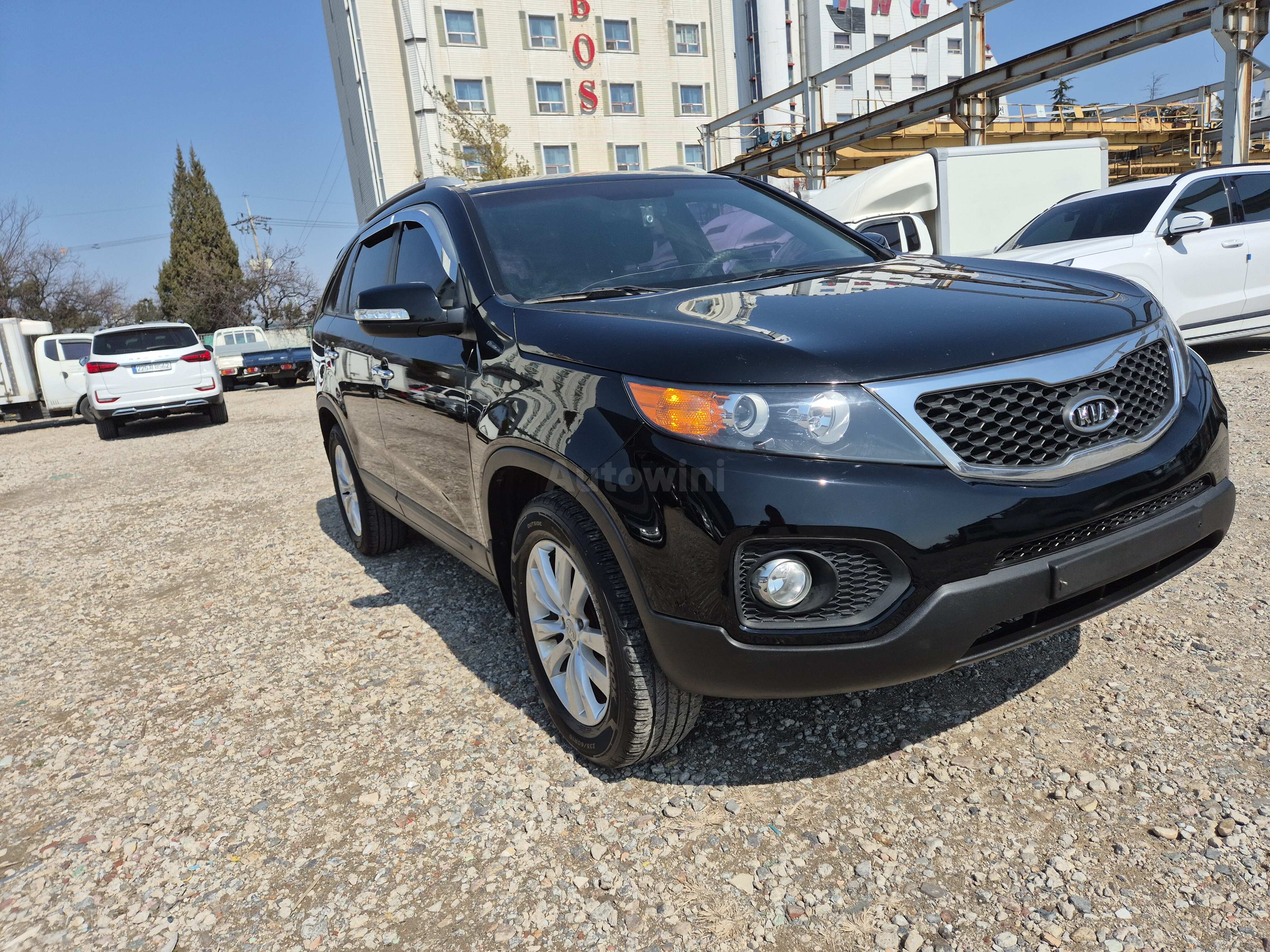 2012 KIA SORENTO VIN: KNAKU815BCA301215