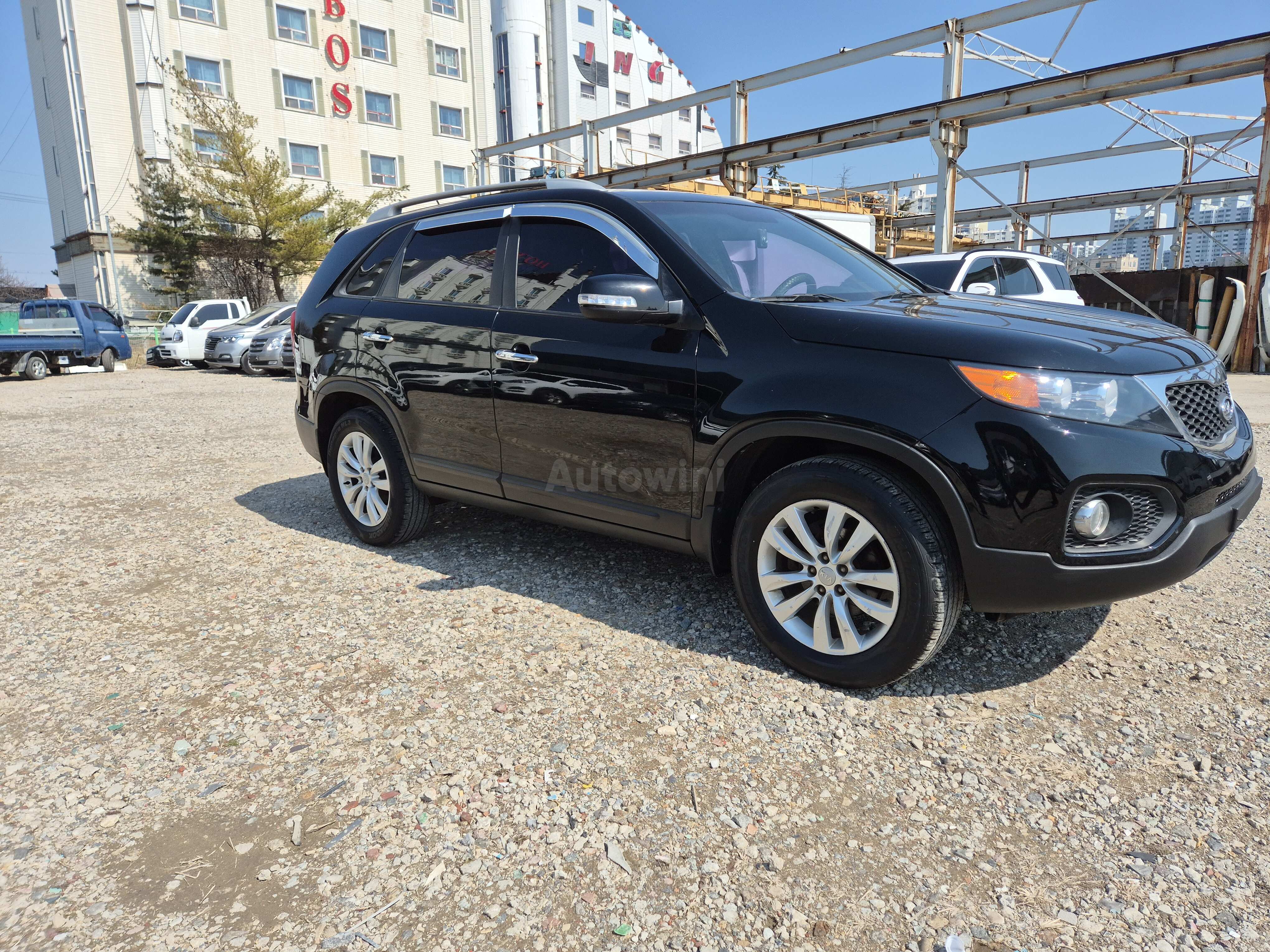 2012 KIA SORENTO VIN: KNAKU815BCA301215