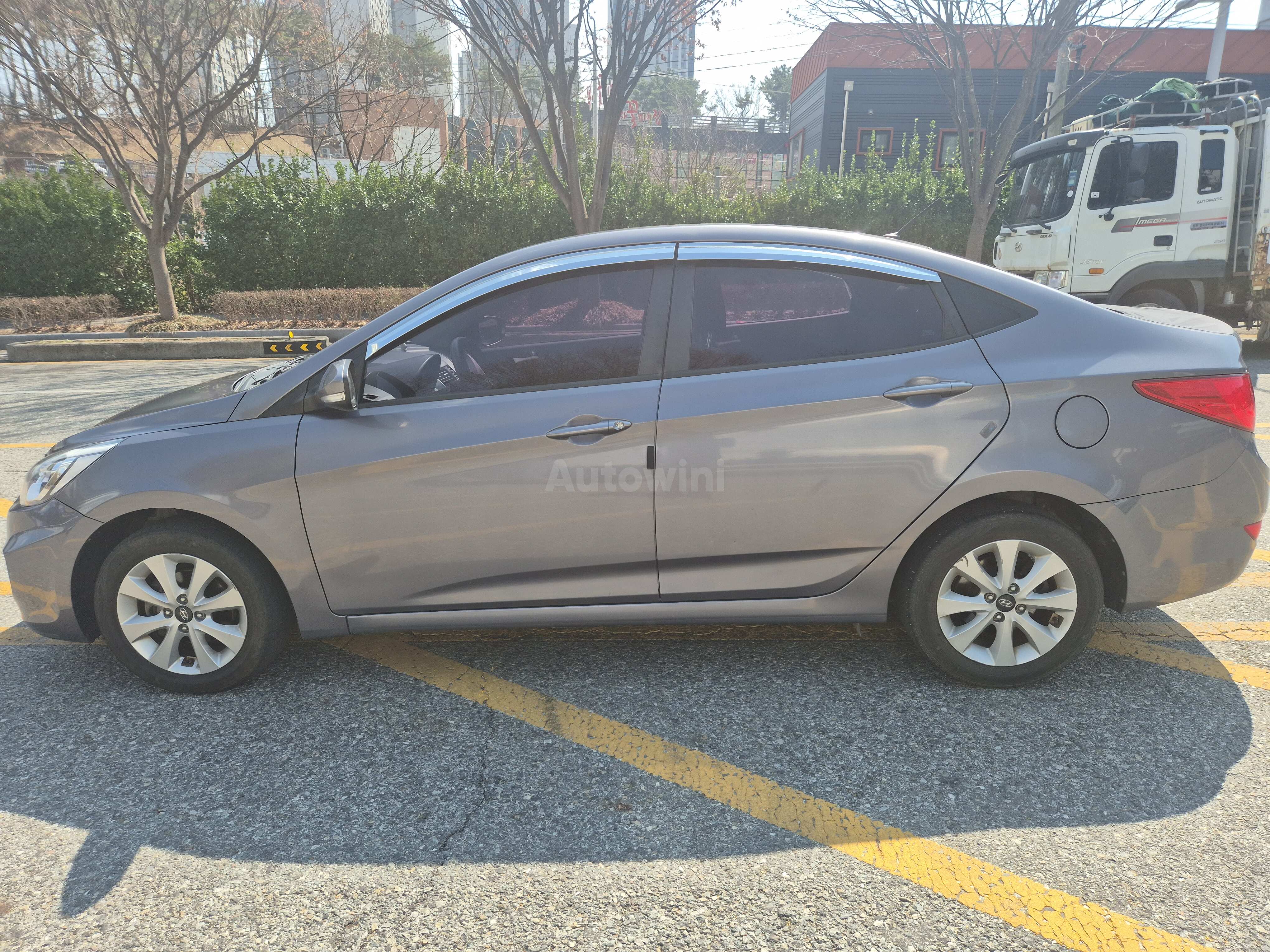 2017 HYUNDAI ACCENT VIN: KMHCT41BEHU217901