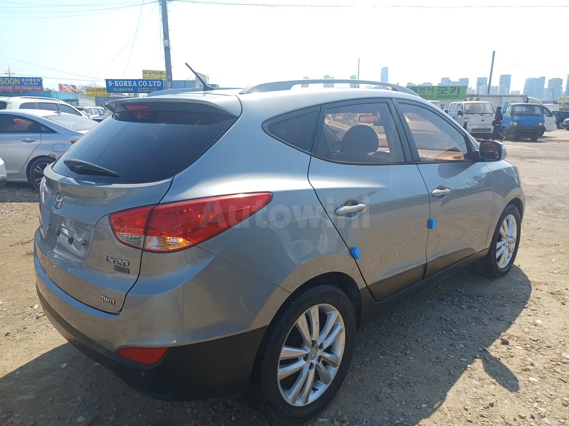 2010 HYUNDAI TUCSON VIN: KMHJU81VDAU034119