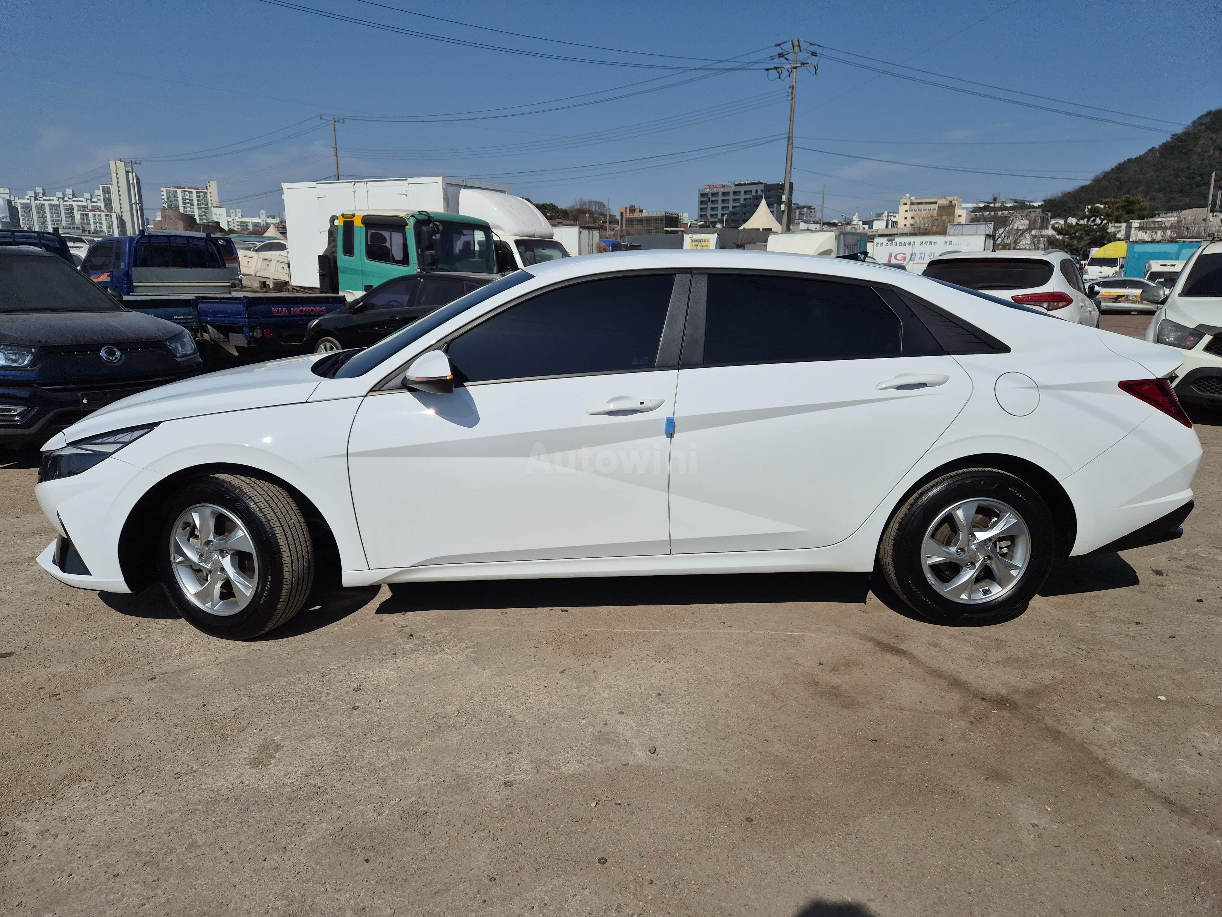 2022 HYUNDAI AVANTE VIN: KMHLM41ABNU314102