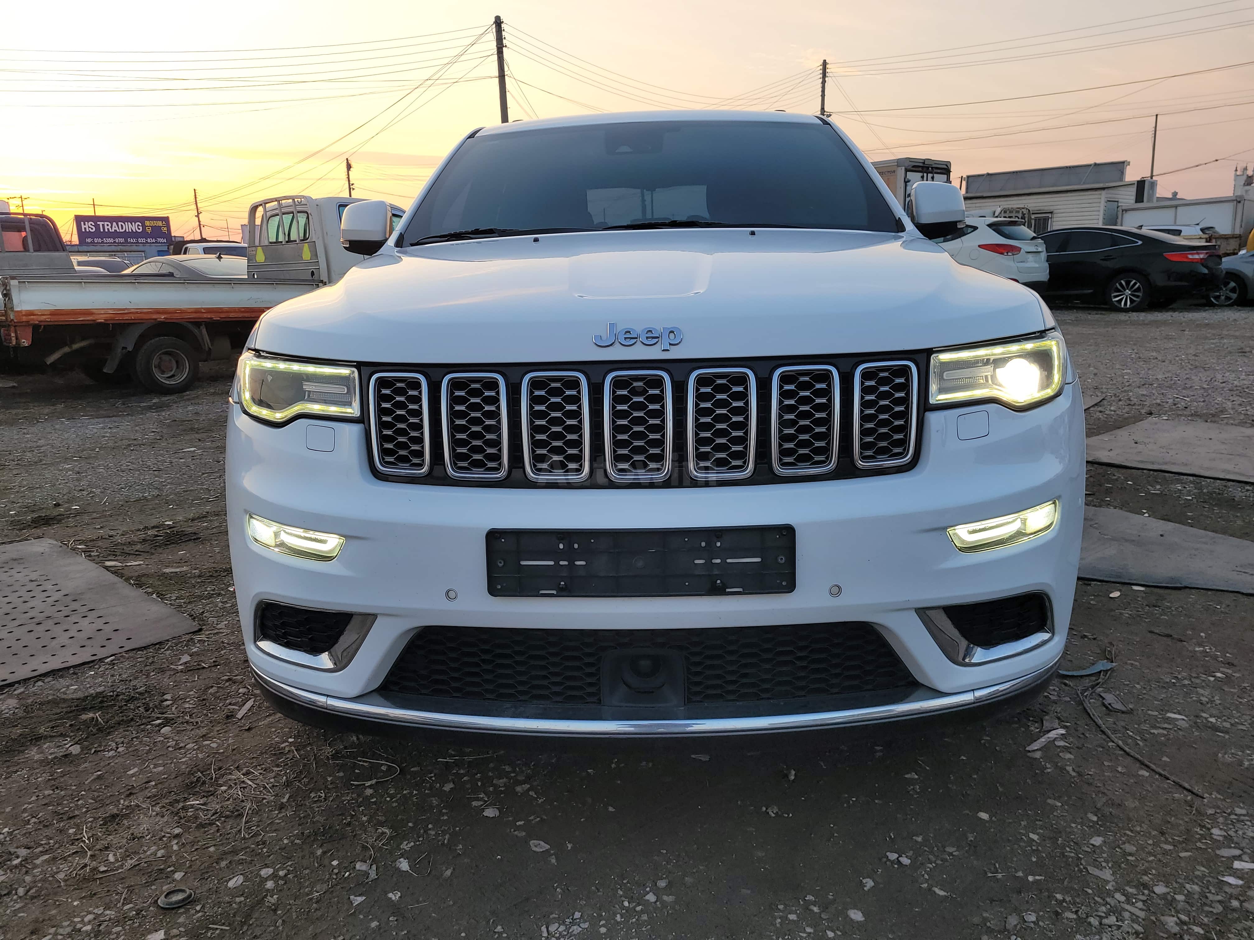 2018 JEEP CHEROKEE VIN: 1C4RJFJM8JC164220