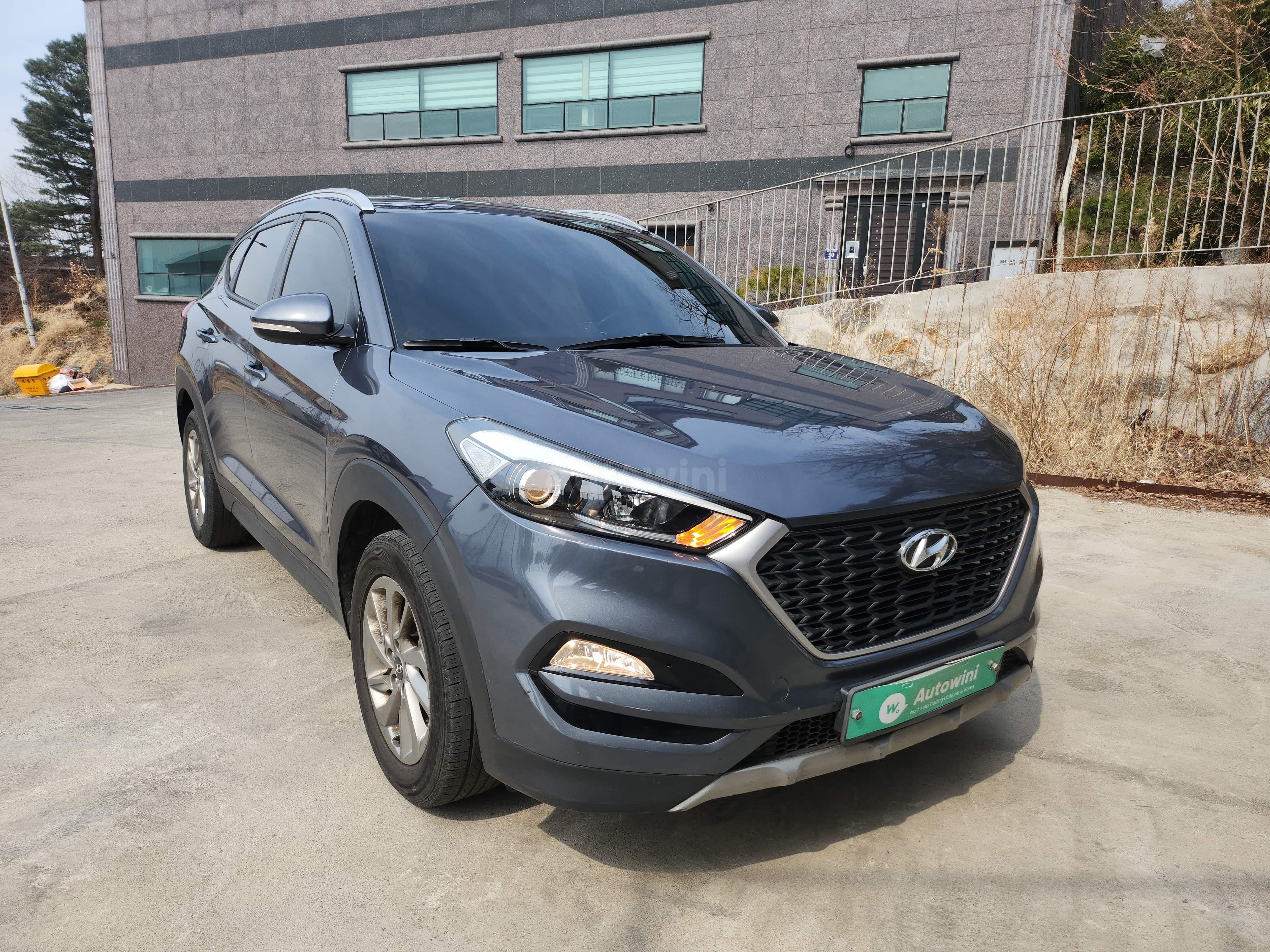 2017 HYUNDAI TUCSON VIN: KMHJ3815GHU447227