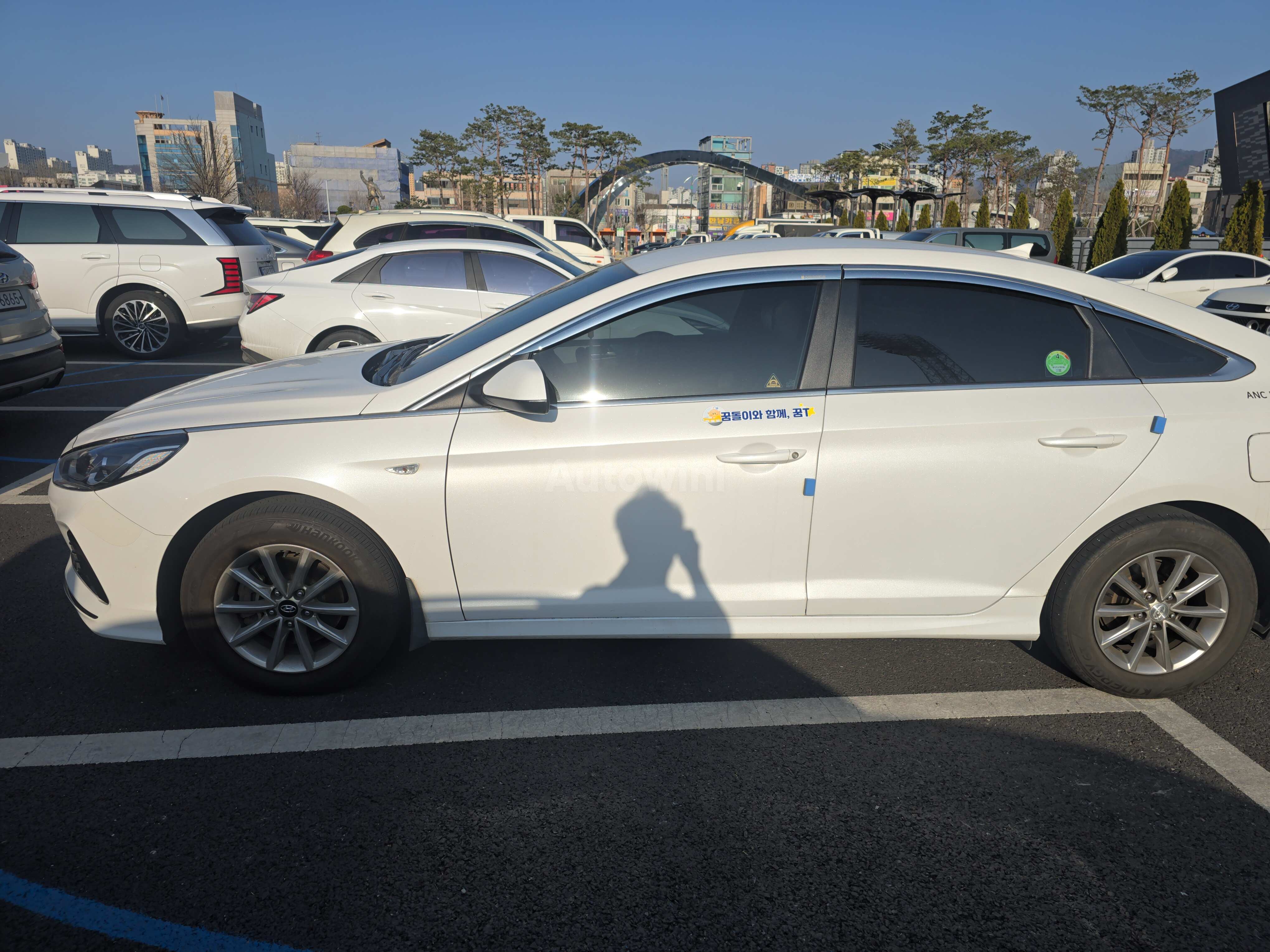 2019 HYUNDAI SONATA VIN: KMHE341DBKA514933