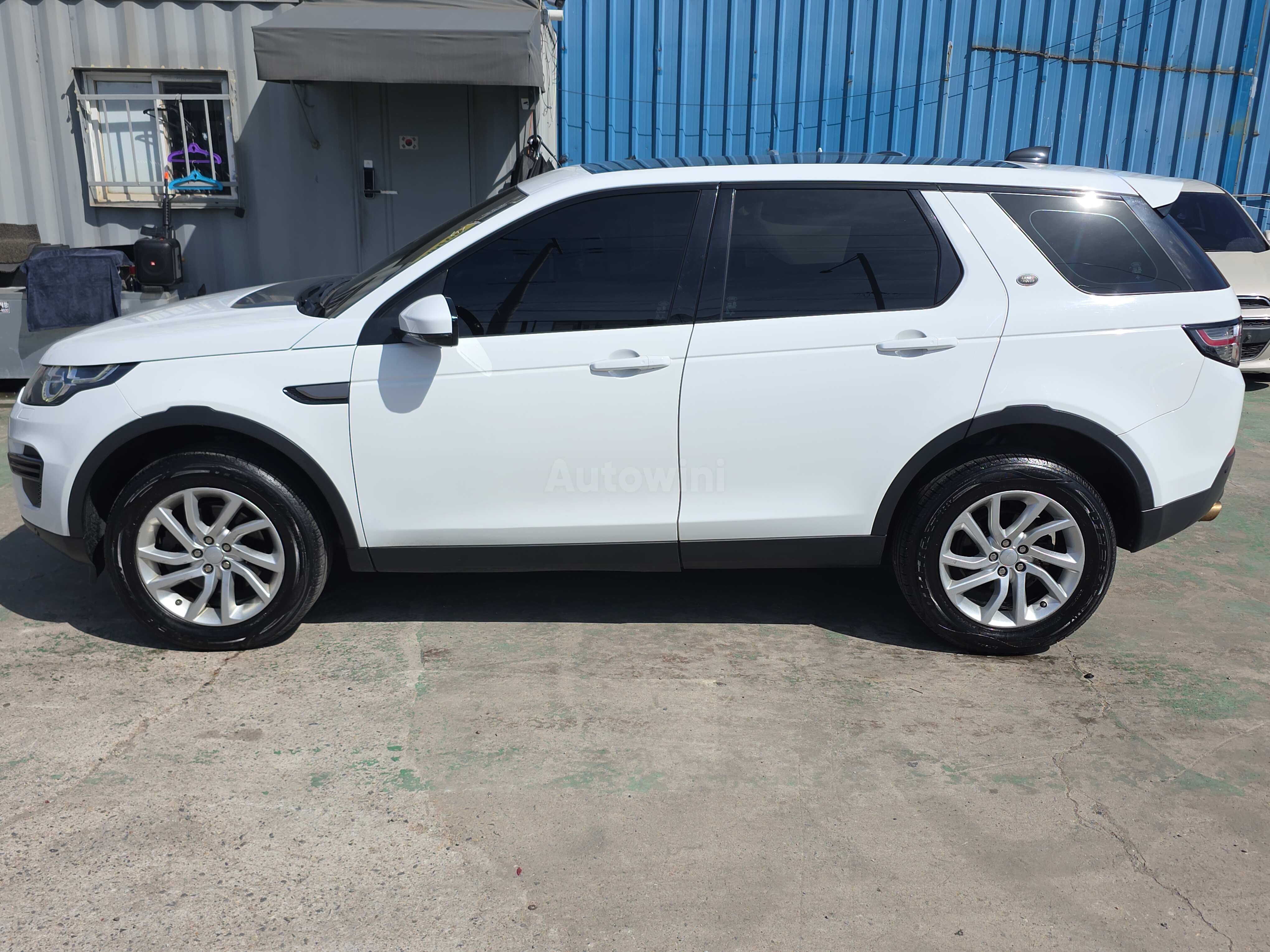 2017 LAND ROVER DISCOVERY SPORT VIN: SALCA2BN2HH713373