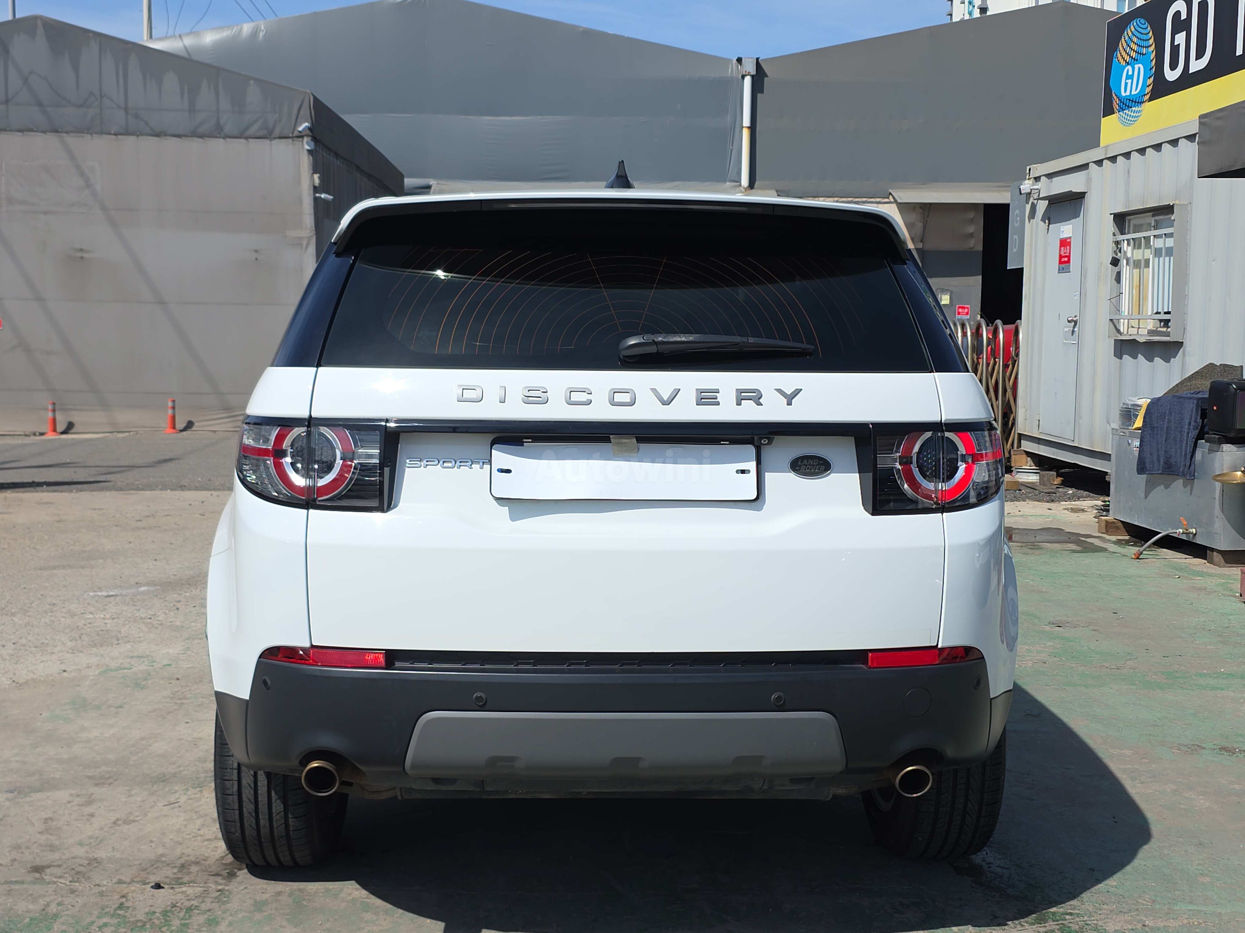 2017 LAND ROVER DISCOVERY SPORT VIN: SALCA2BN2HH713373