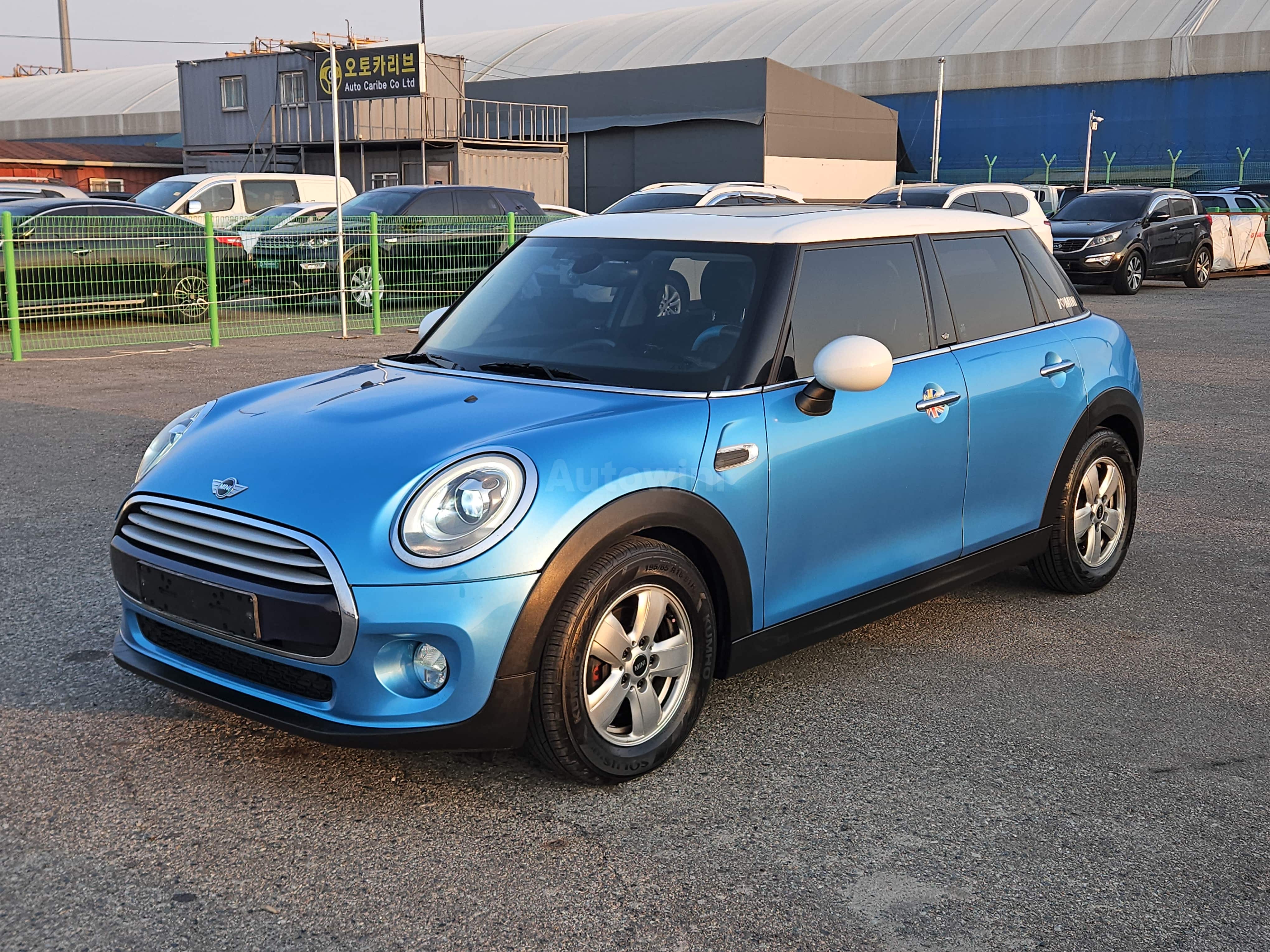 2015 MINI COOPER VIN: WMWXT3103F2B74244