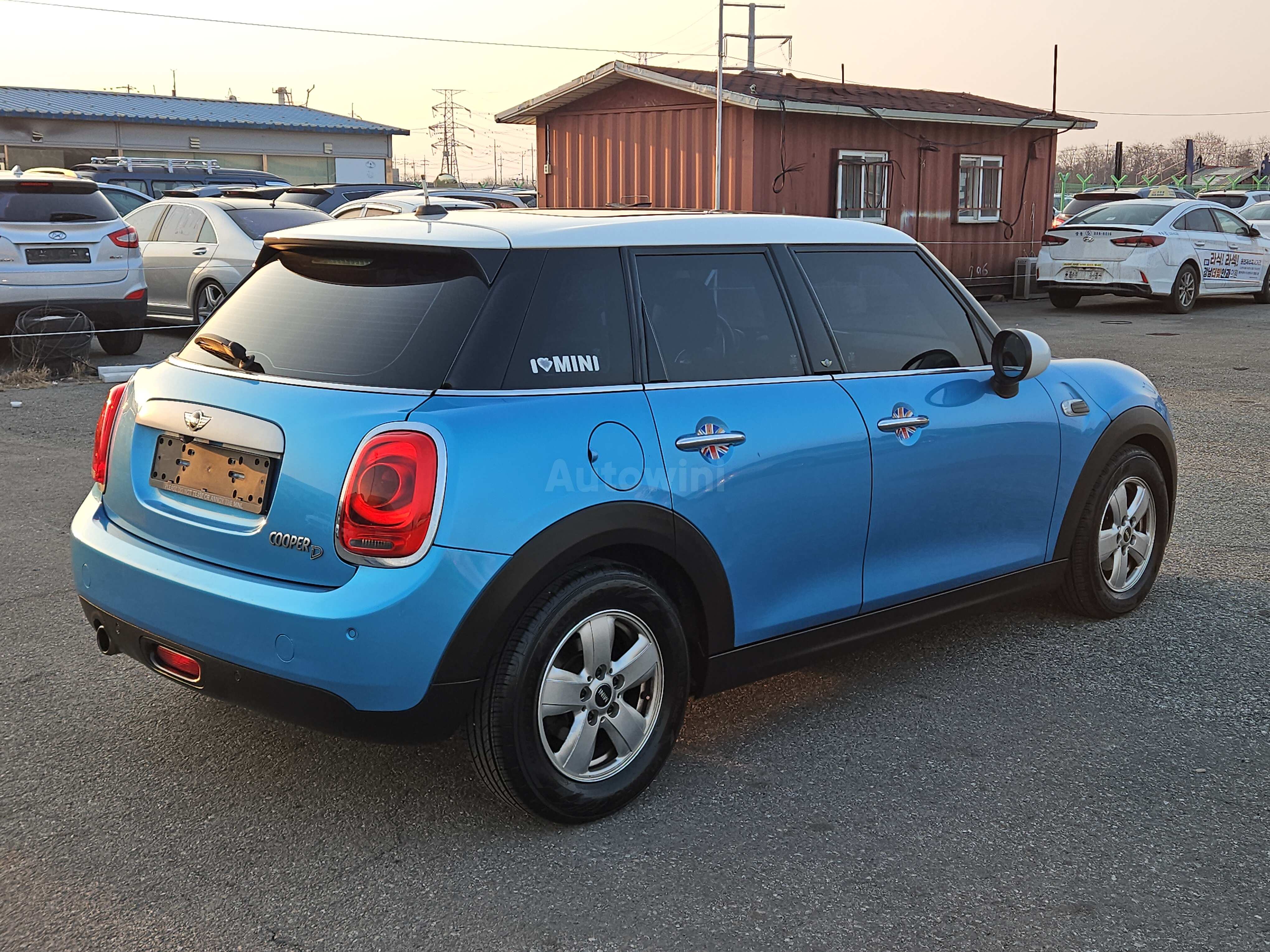 2015 MINI COOPER VIN: WMWXT3103F2B74244