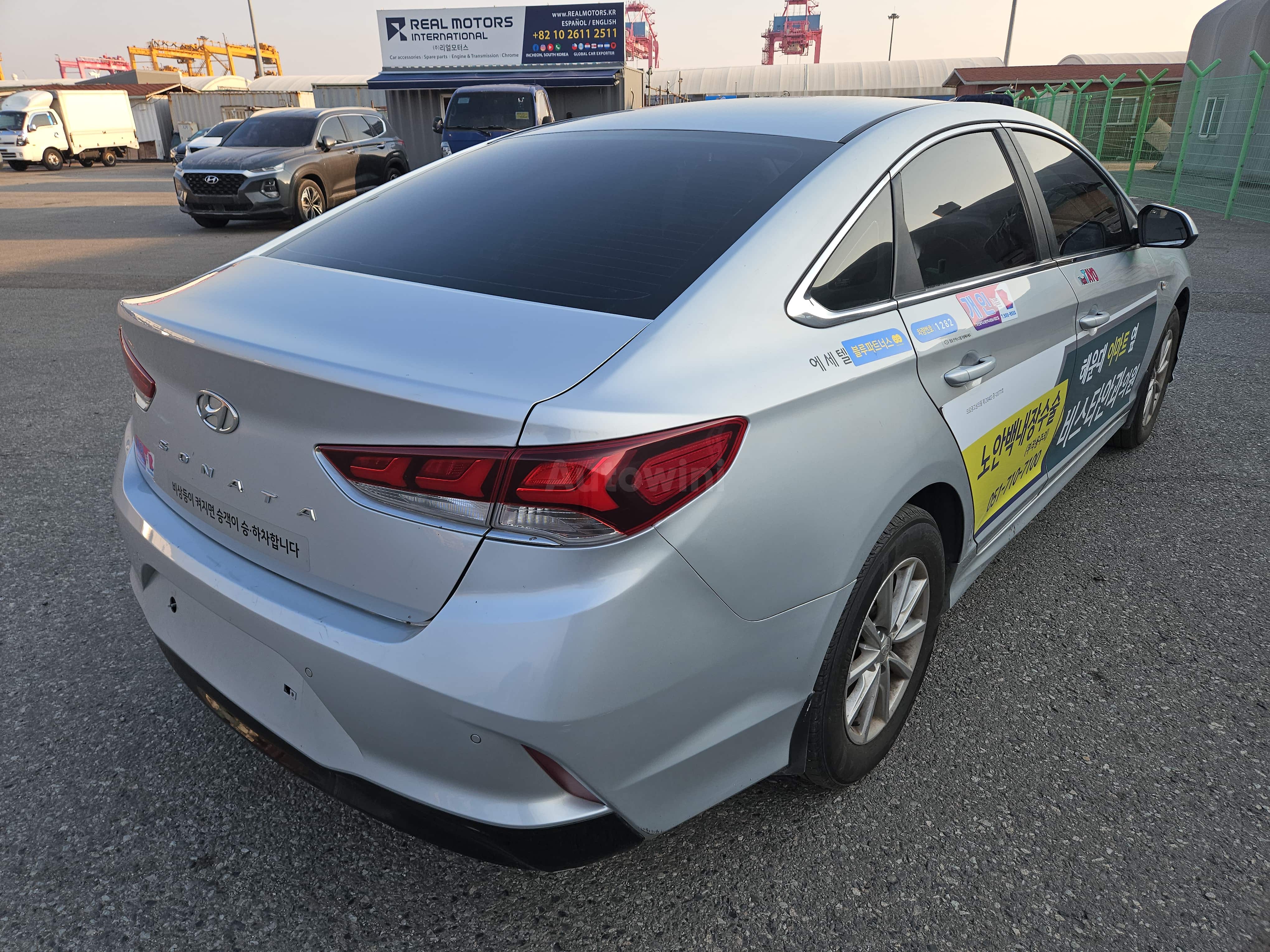 2021 HYUNDAI SONATA VIN: KMHE341DBMA610594