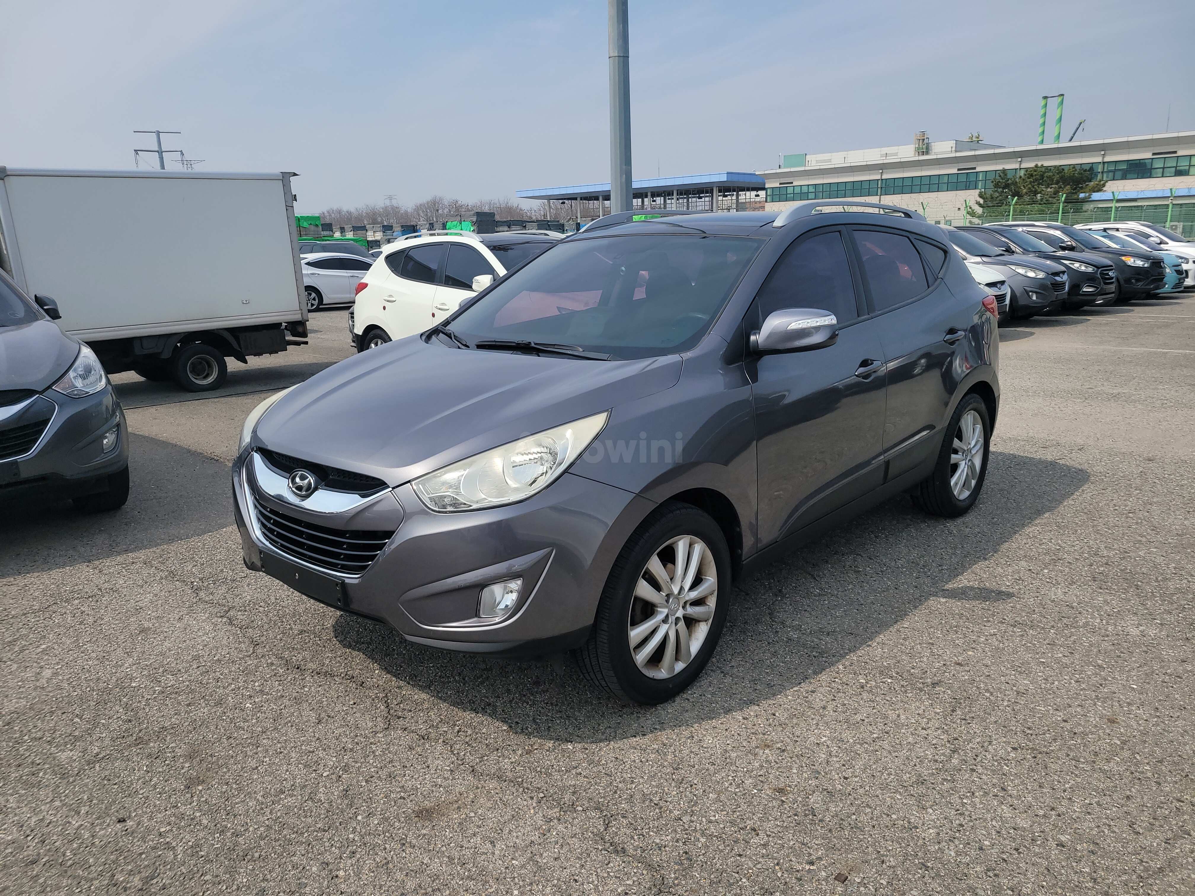 2010 HYUNDAI TUCSON VIN: KMHJU81VBAU039359