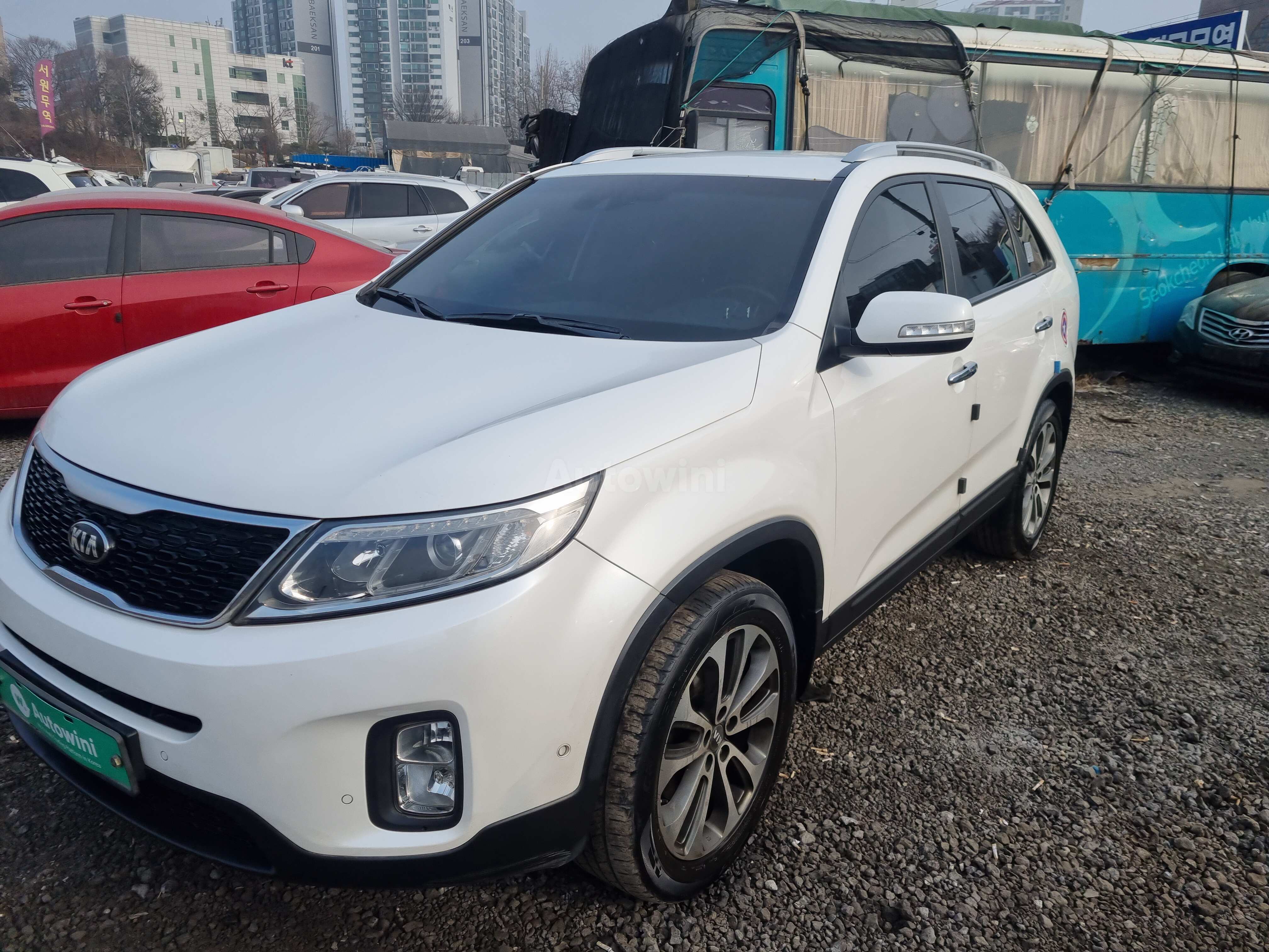 2013 KIA SORENTO VIN: KNAKV815BDA352988