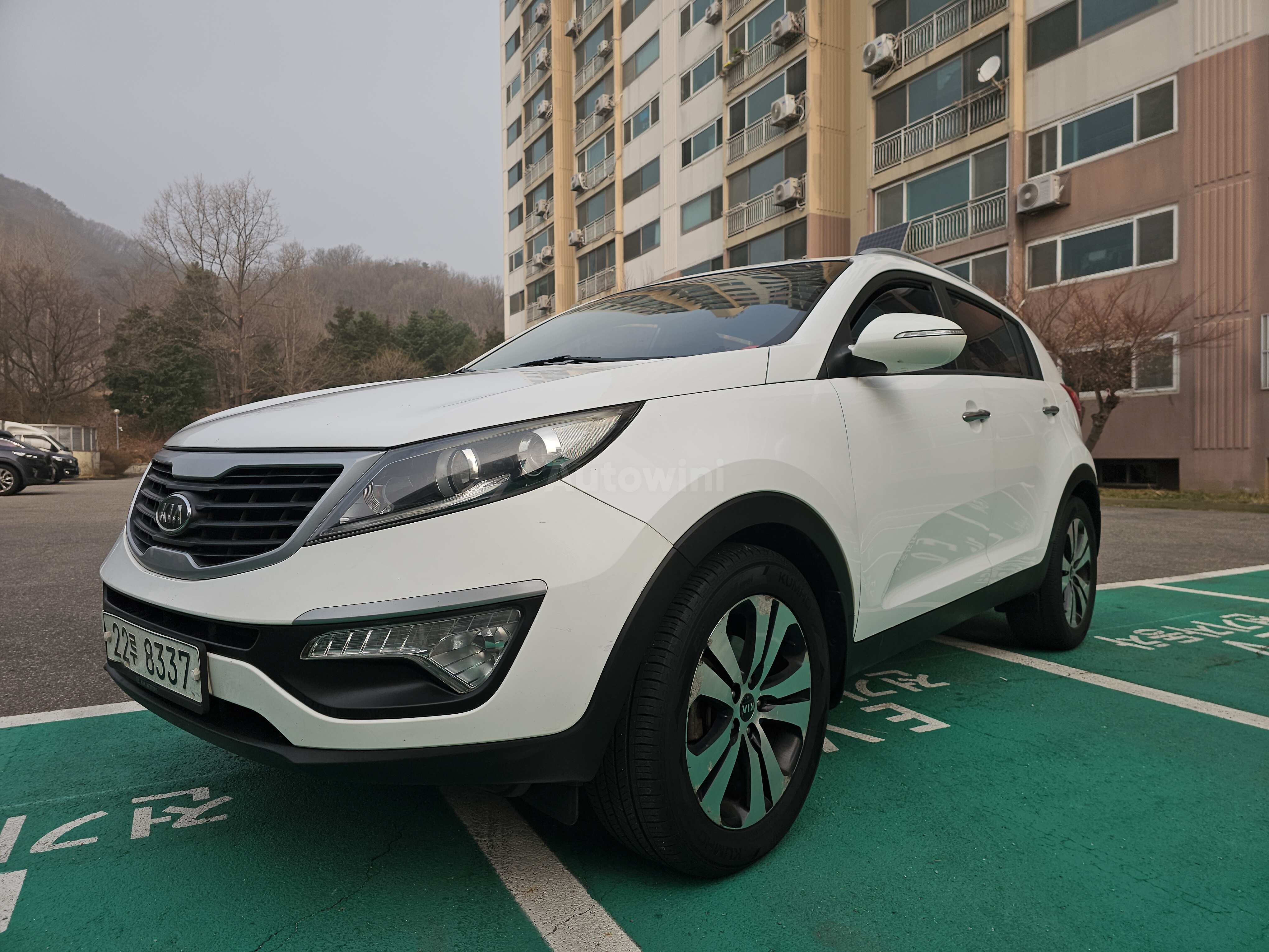 2012 KIA SPORTAGE VIN: KNAPC813BCK200385