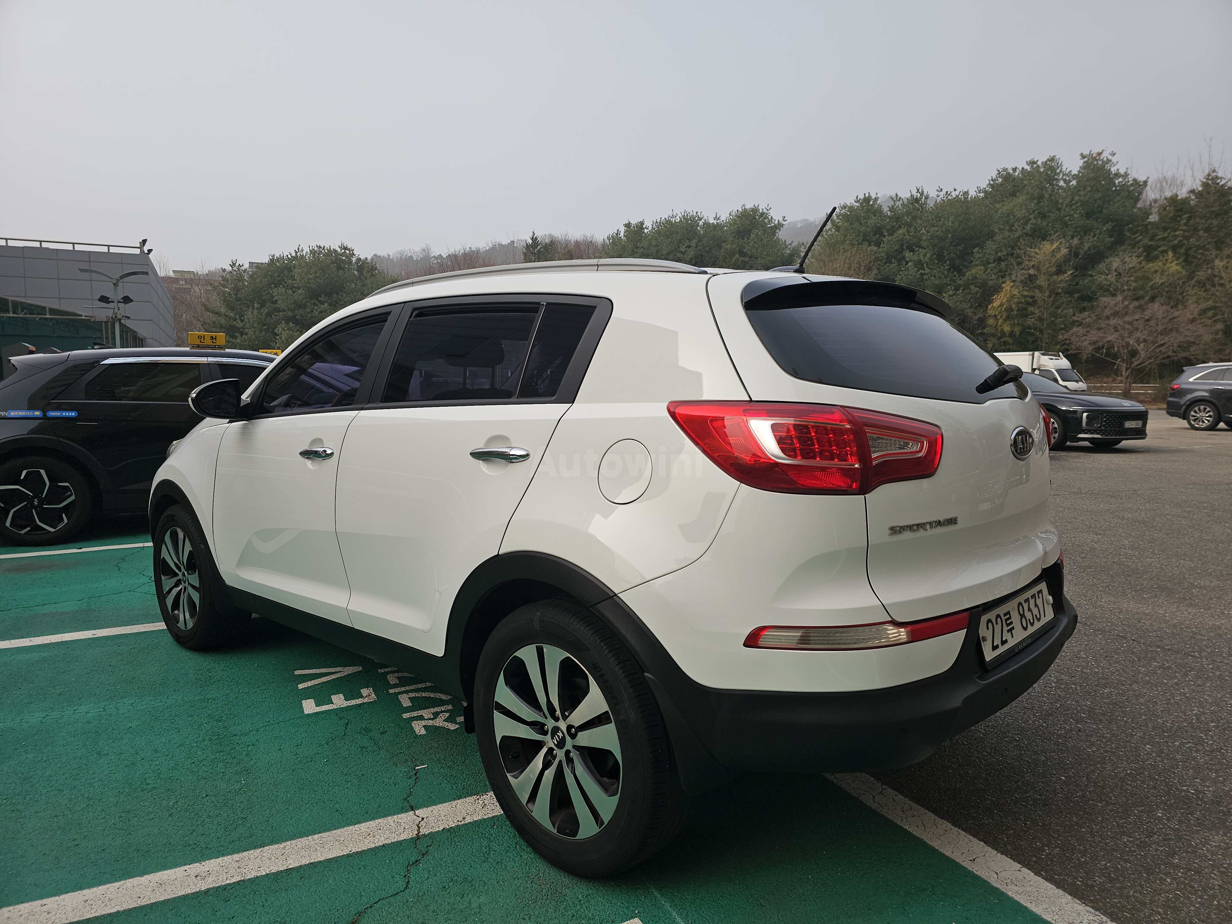 2012 KIA SPORTAGE VIN: KNAPC813BCK200385
