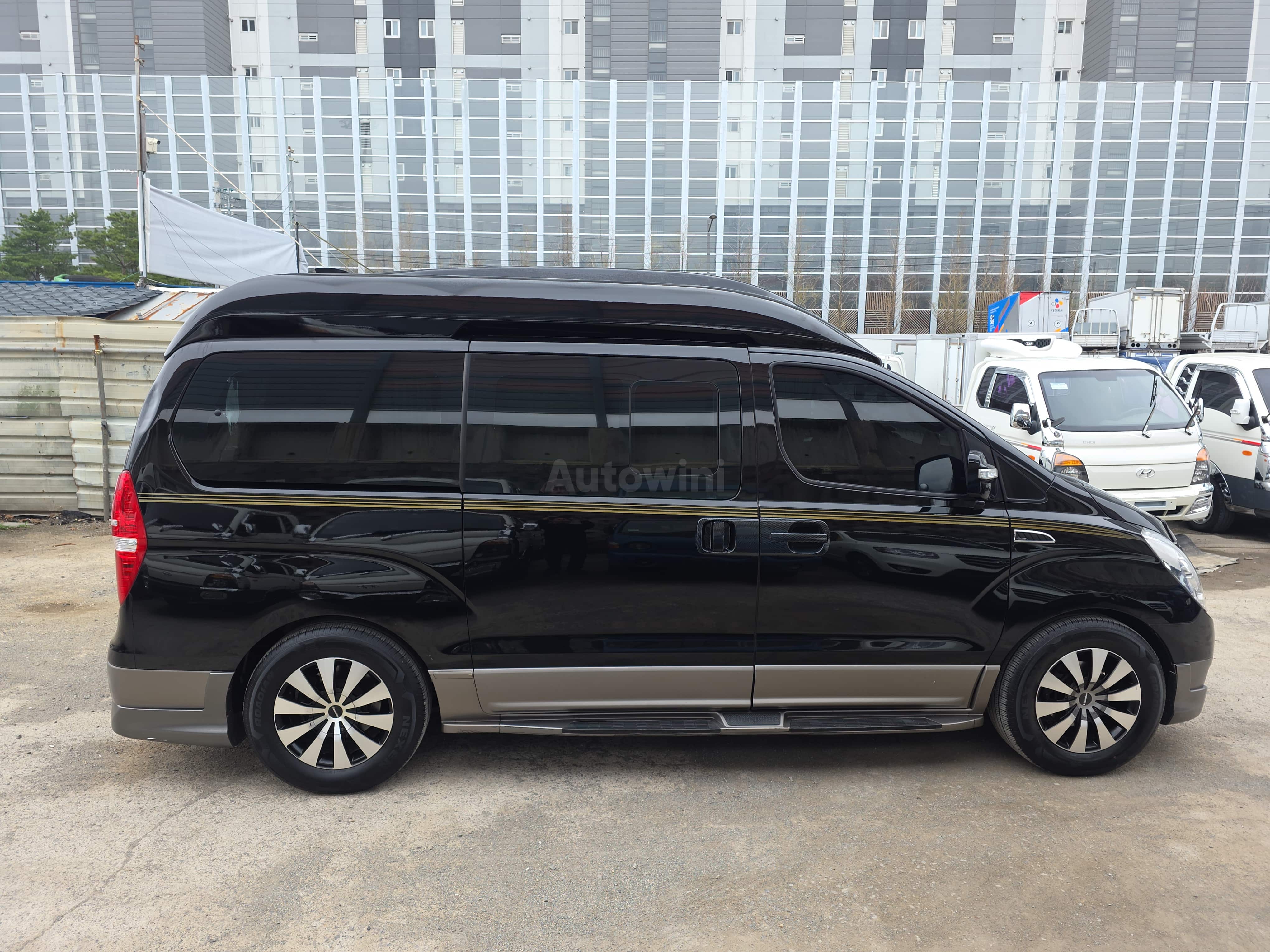 2013 HYUNDAI STAREX VIN: KMJWA37KBDU575671