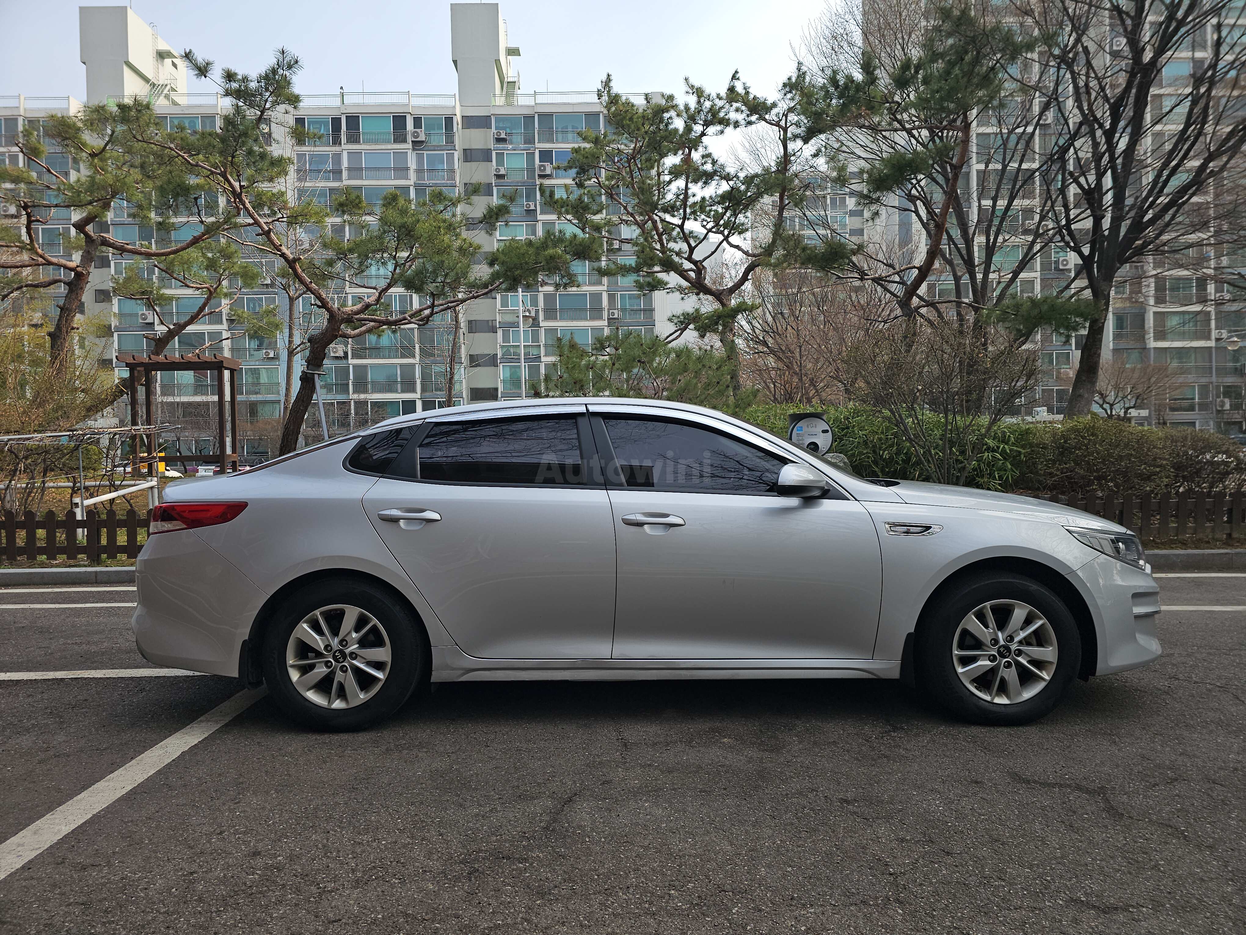 2016 KIA K5 VIN: KNAGU416BGA090486