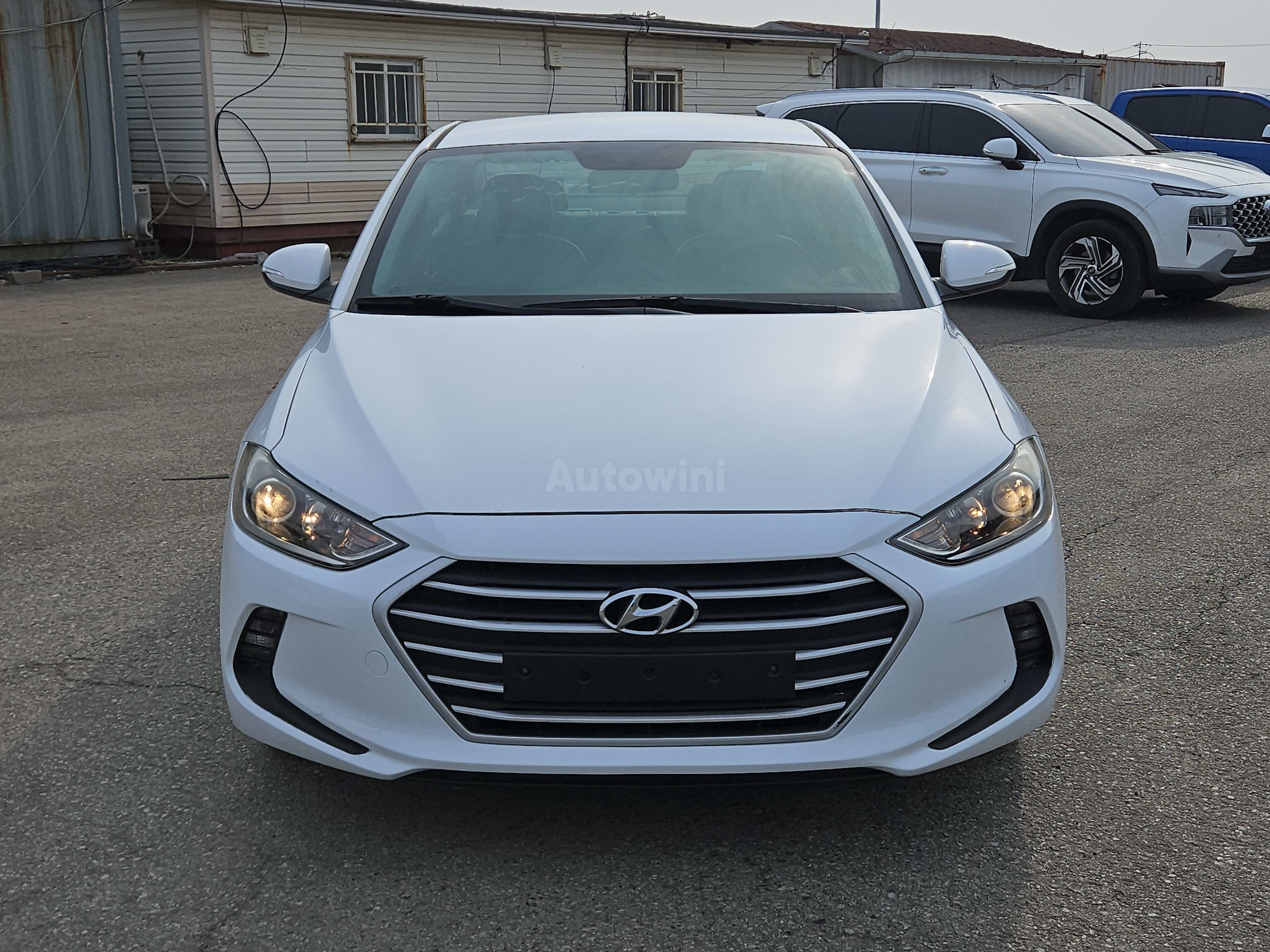 2016 HYUNDAI AVANTE VIN: KMHD641UGGU008442