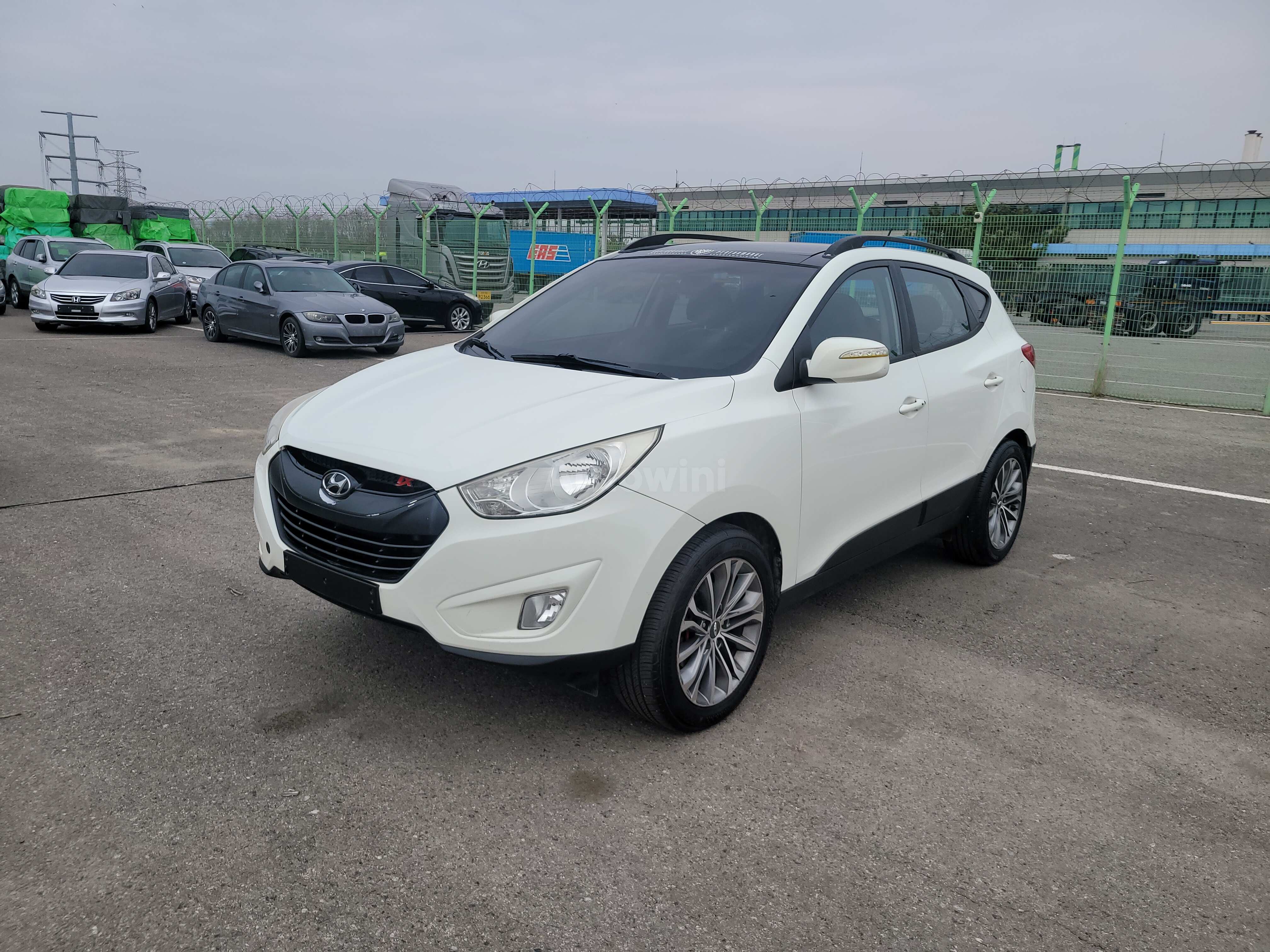 2012 HYUNDAI TUCSON VIN: KMHJU81VBCU326602