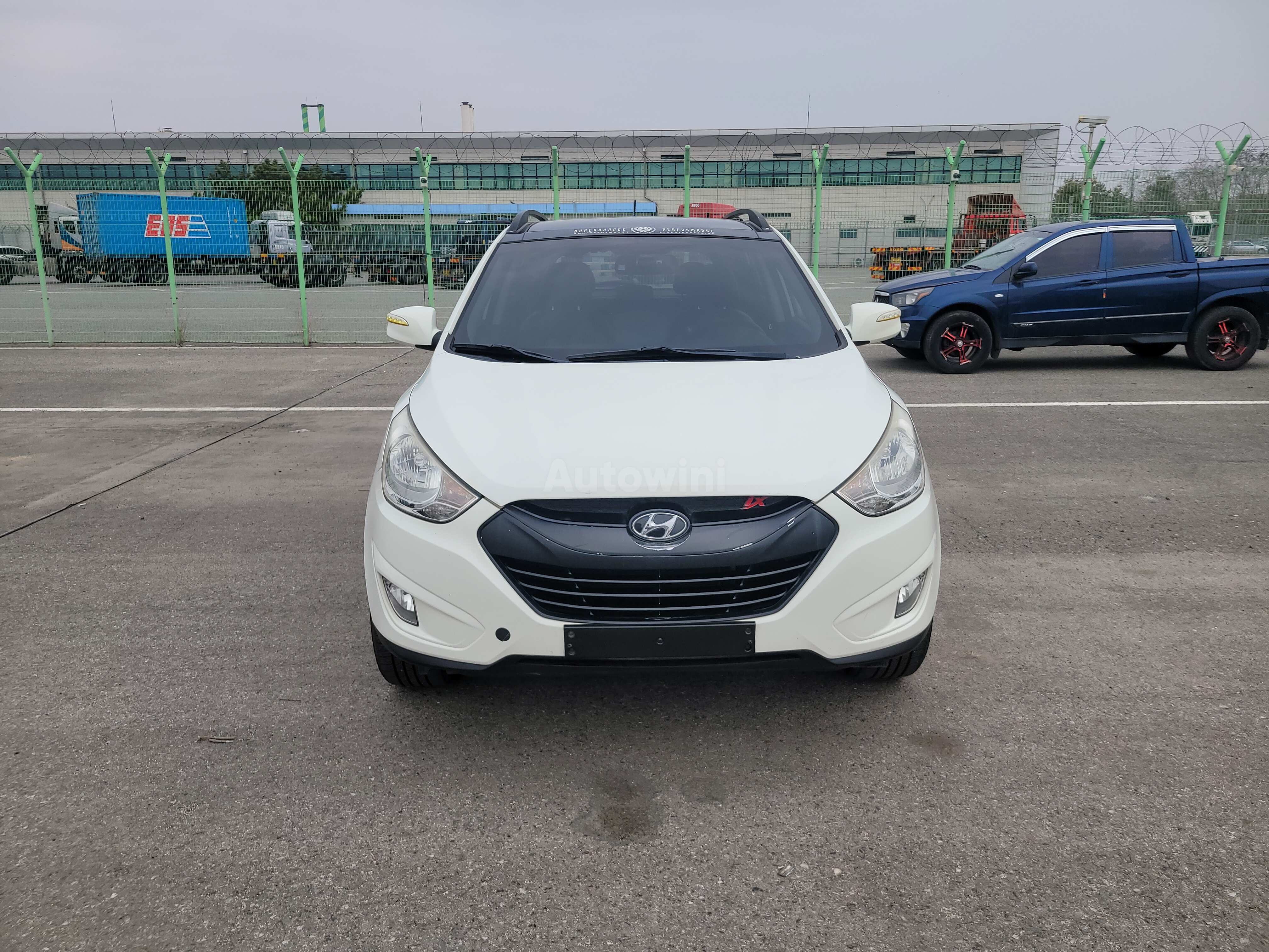 2012 HYUNDAI TUCSON VIN: KMHJU81VBCU326602