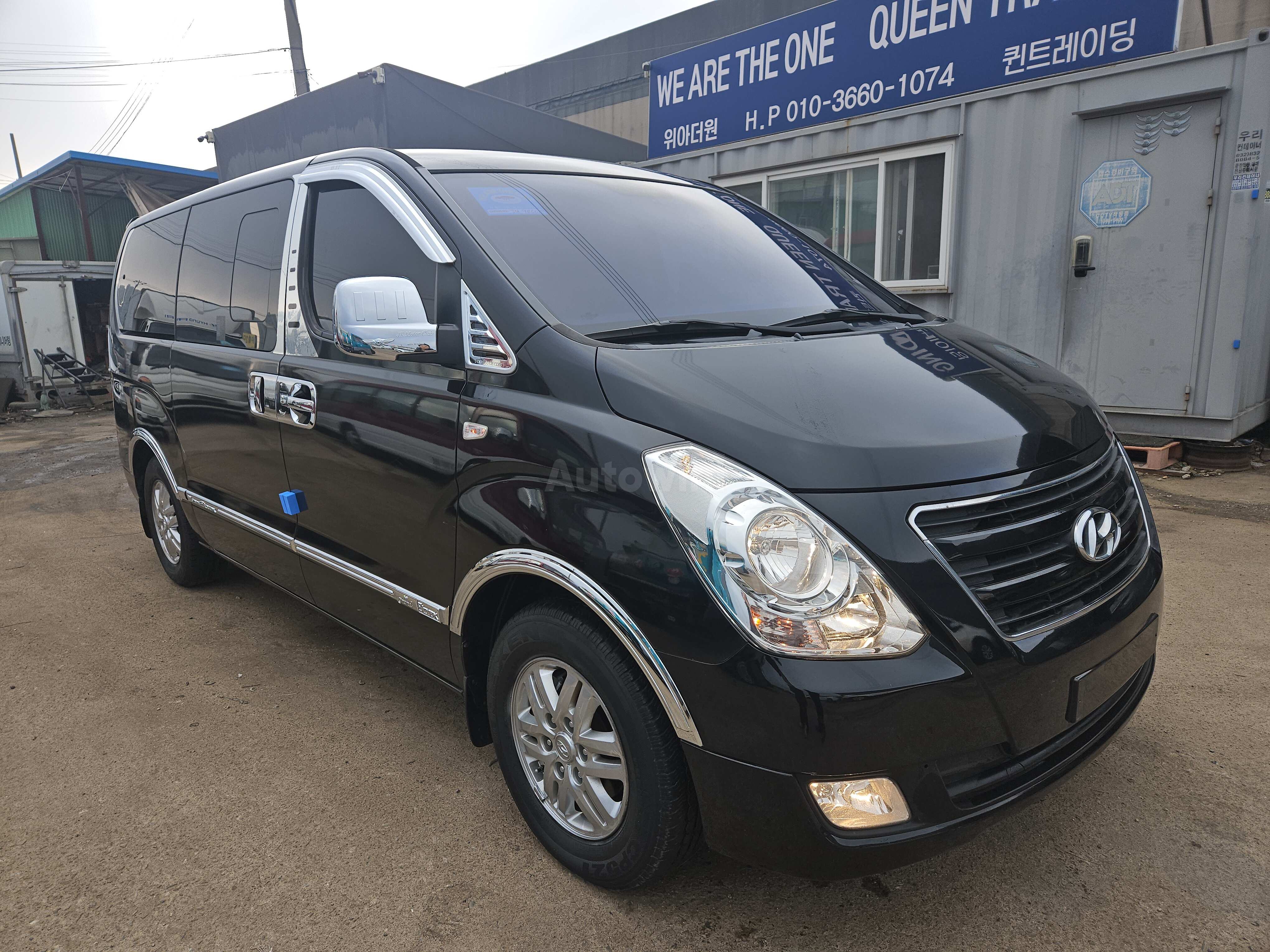 2018 HYUNDAI STAREX VIN: KMFWBX7KBJU940098
