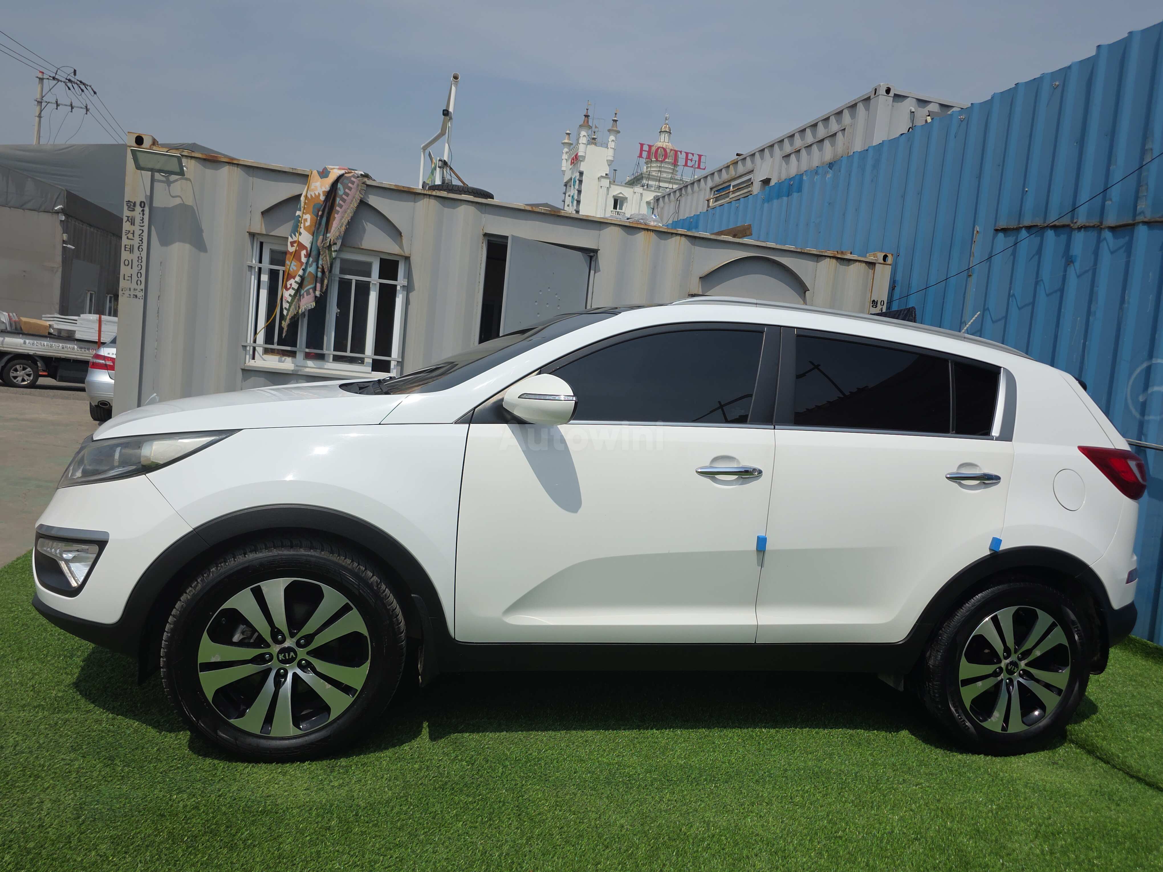 2012 KIA SPORTAGE VIN: KNAPE813BCK240435
