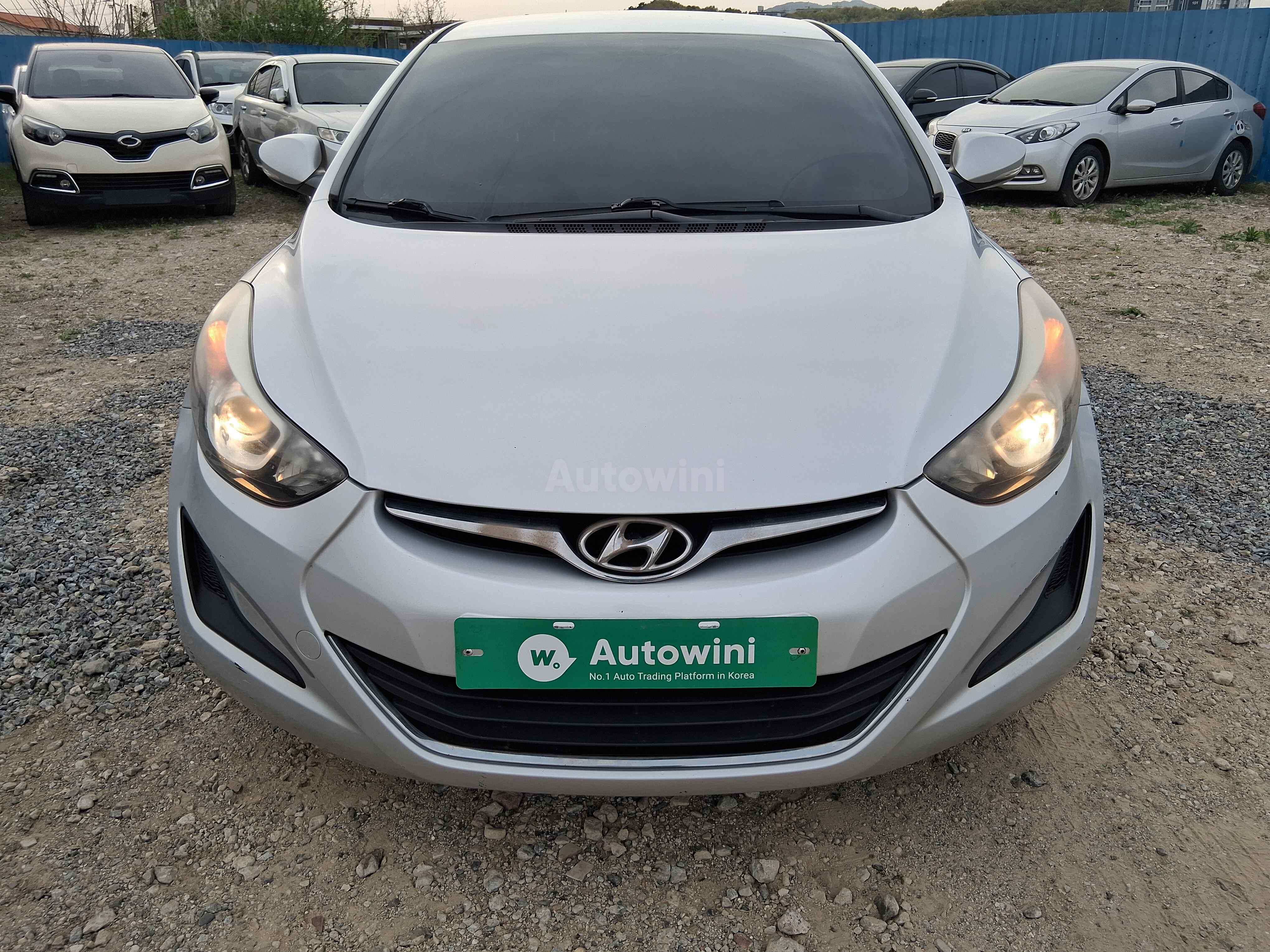 2015 HYUNDAI AVANTE VIN: KMHDG41DAFU289564