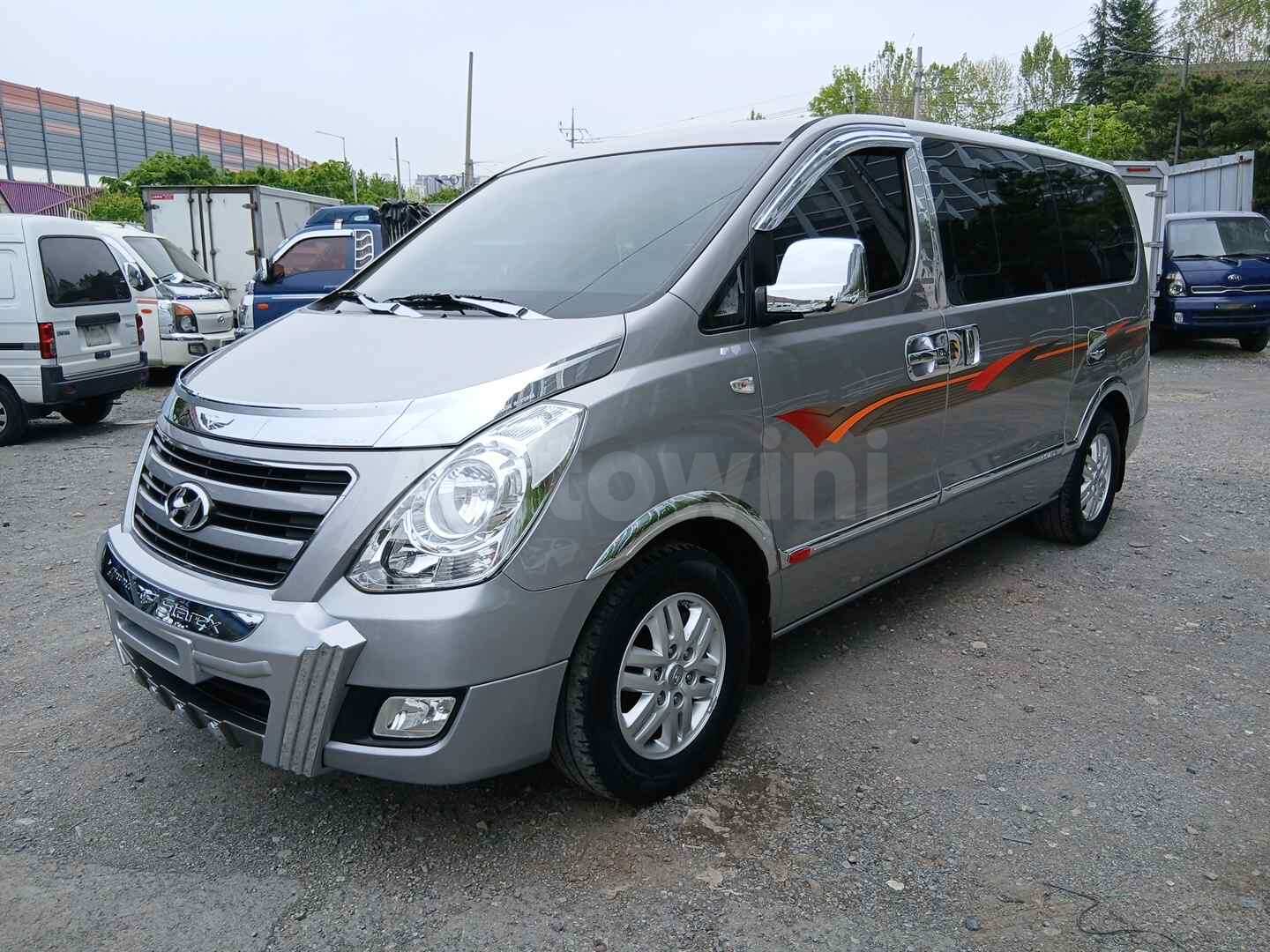 2016 HYUNDAI STAREX VIN: KMFWBX7KBGU805740