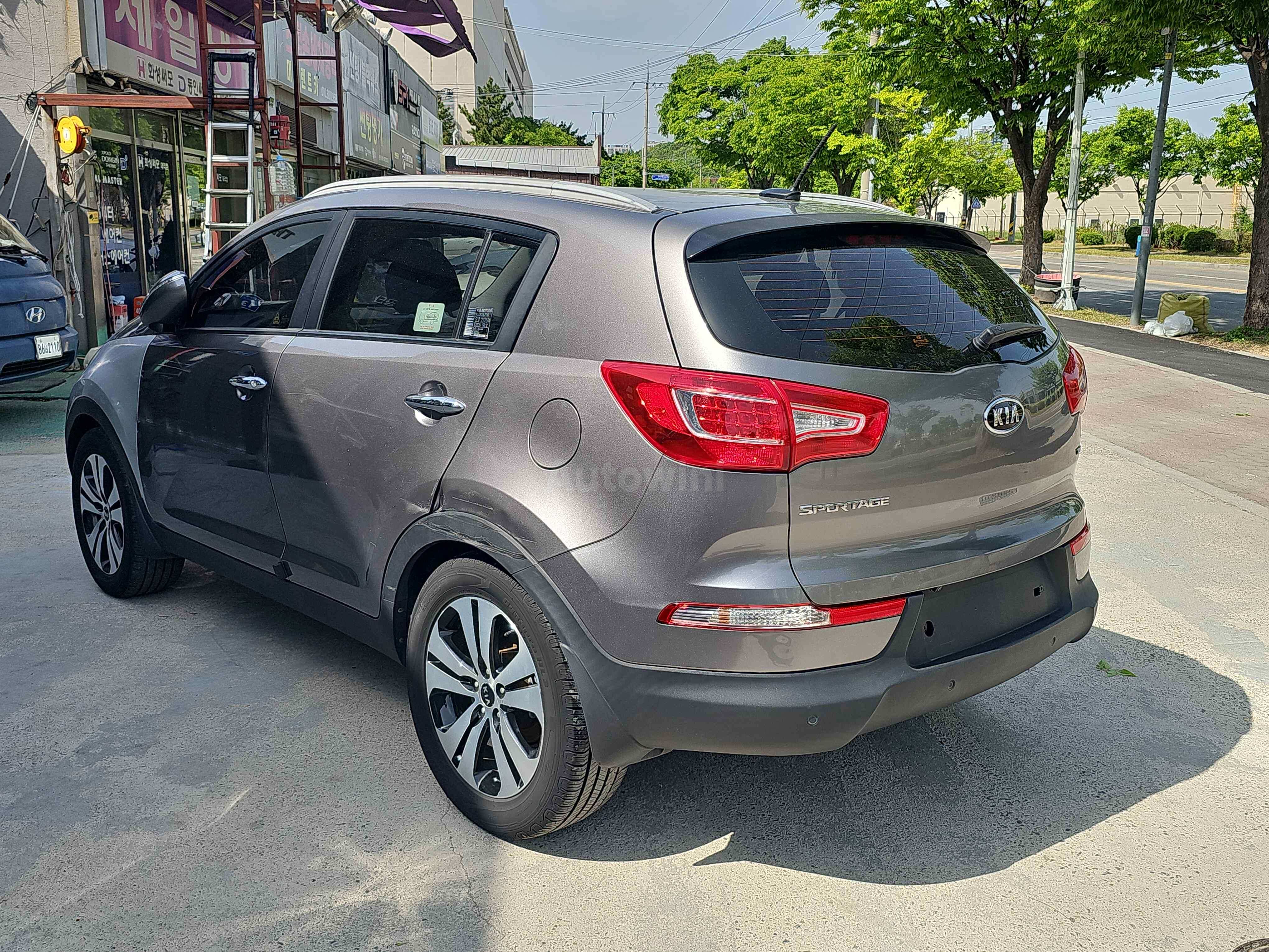 2012 KIA SPORTAGE VIN: KNAPC813DCK213174