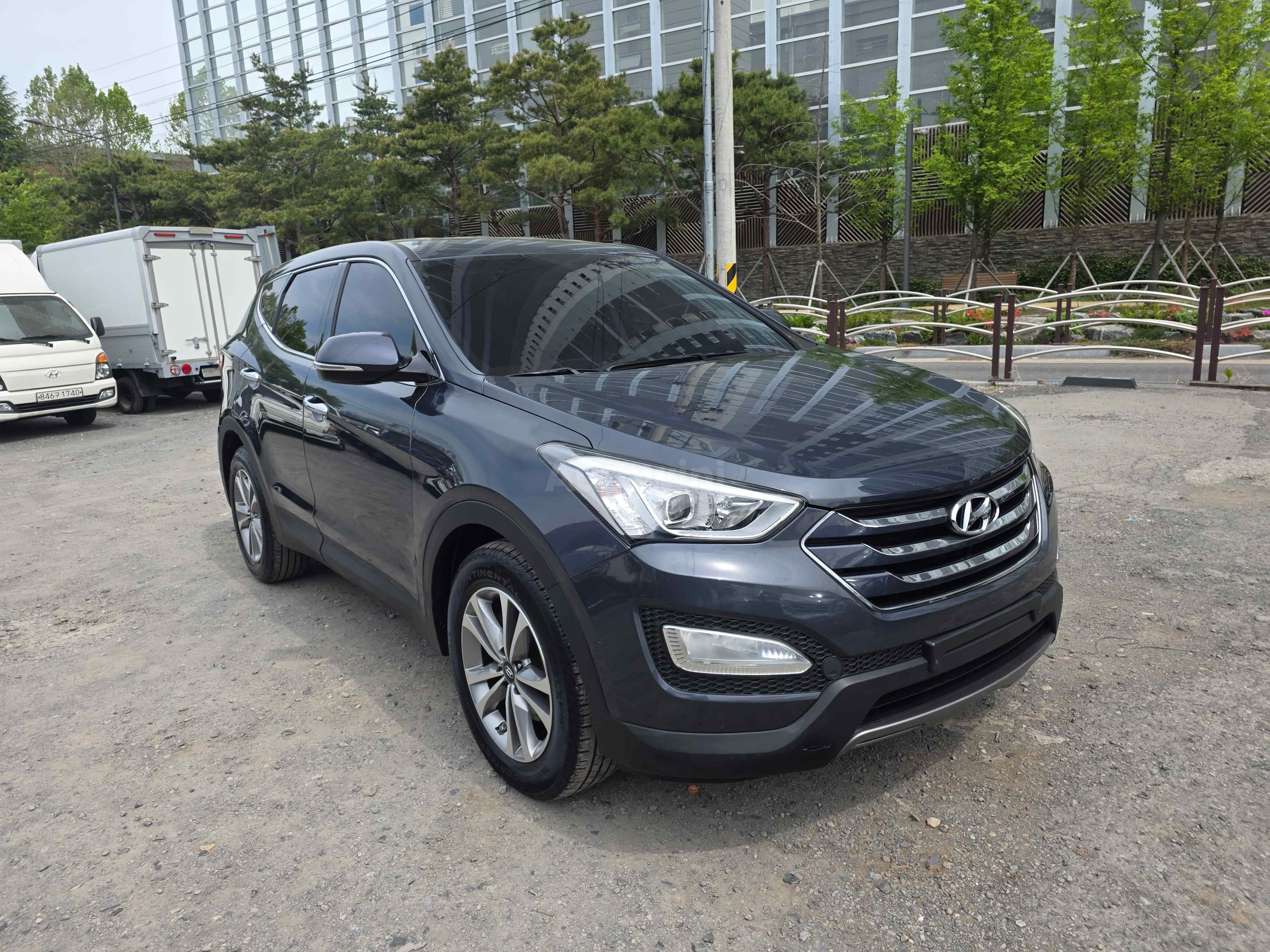 2015 HYUNDAI SANTAFE VIN: KMHSU81UBFU484968