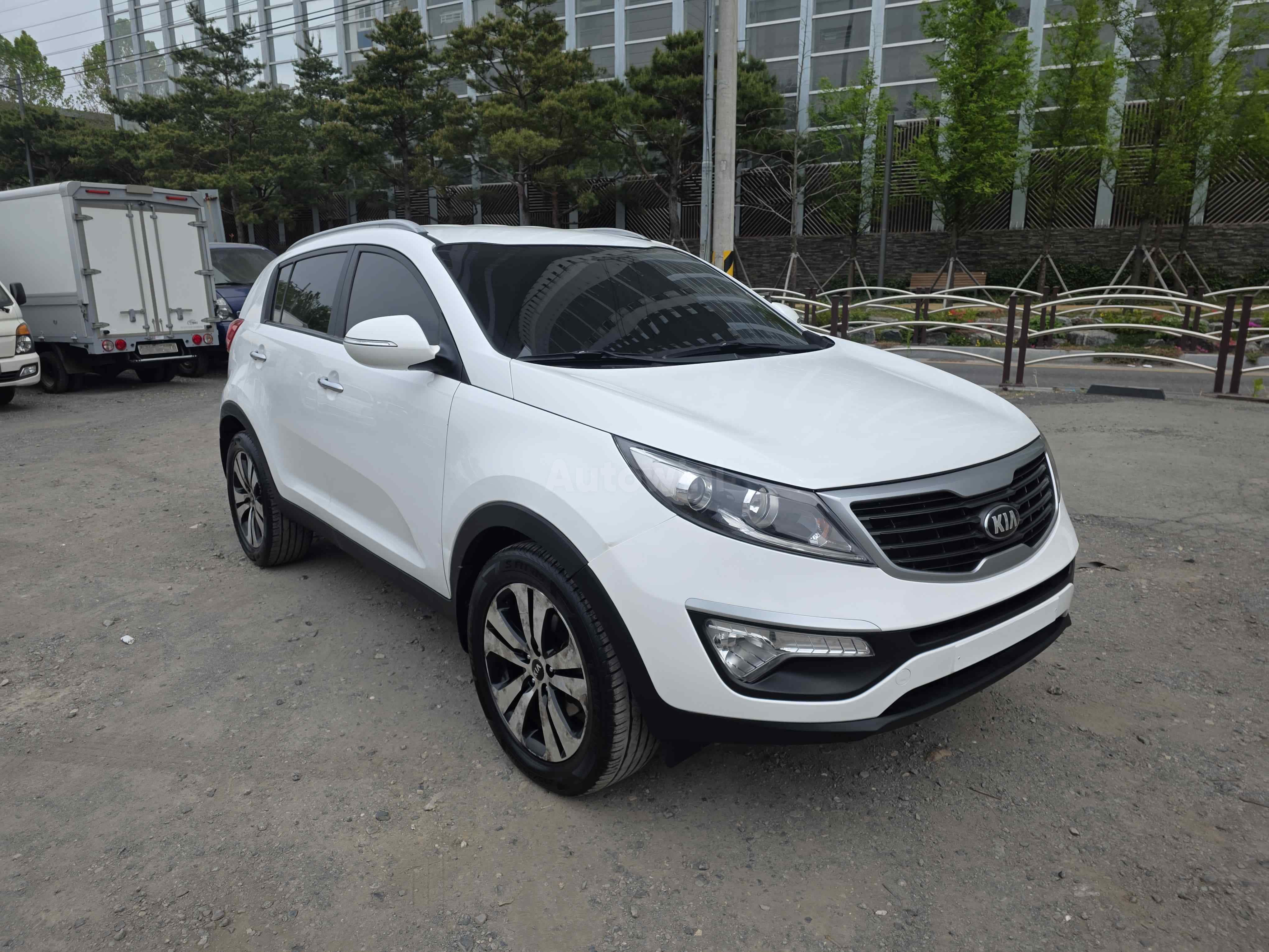 2013 KIA SPORTAGE VIN: KNAPC813BDK397955