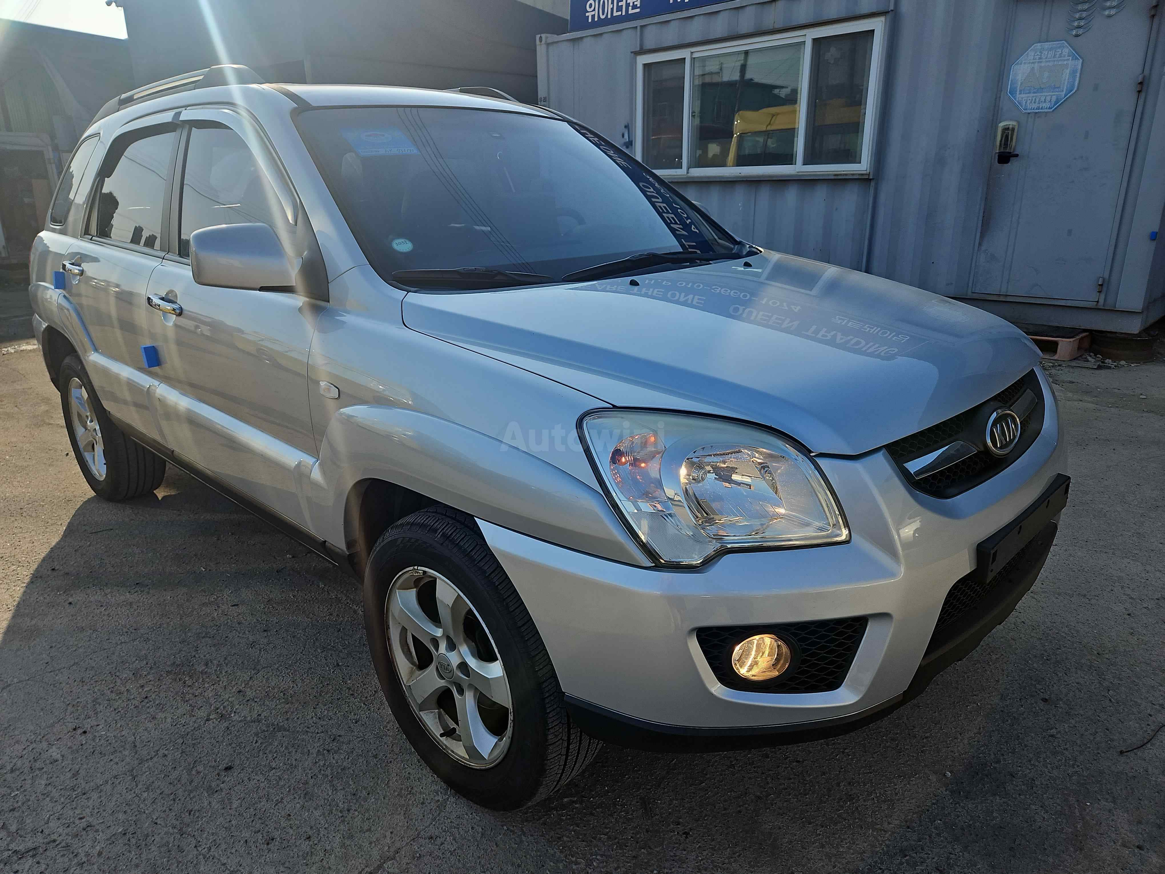 2010 KIA SPORTAGE VIN: KNAKH815BAK736190