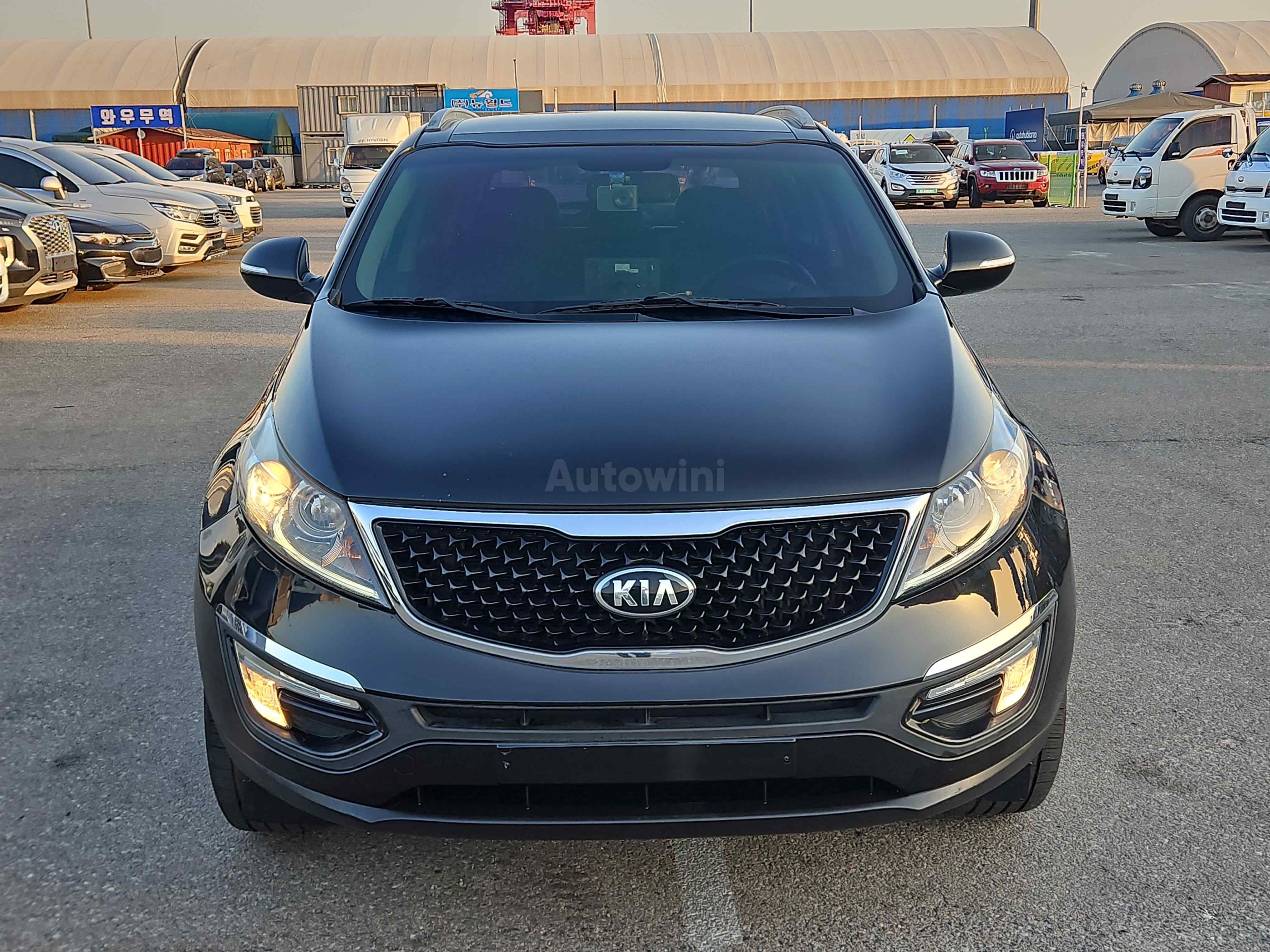 2014 KIA SPORTAGE VIN: KNAPE813DEK525044
