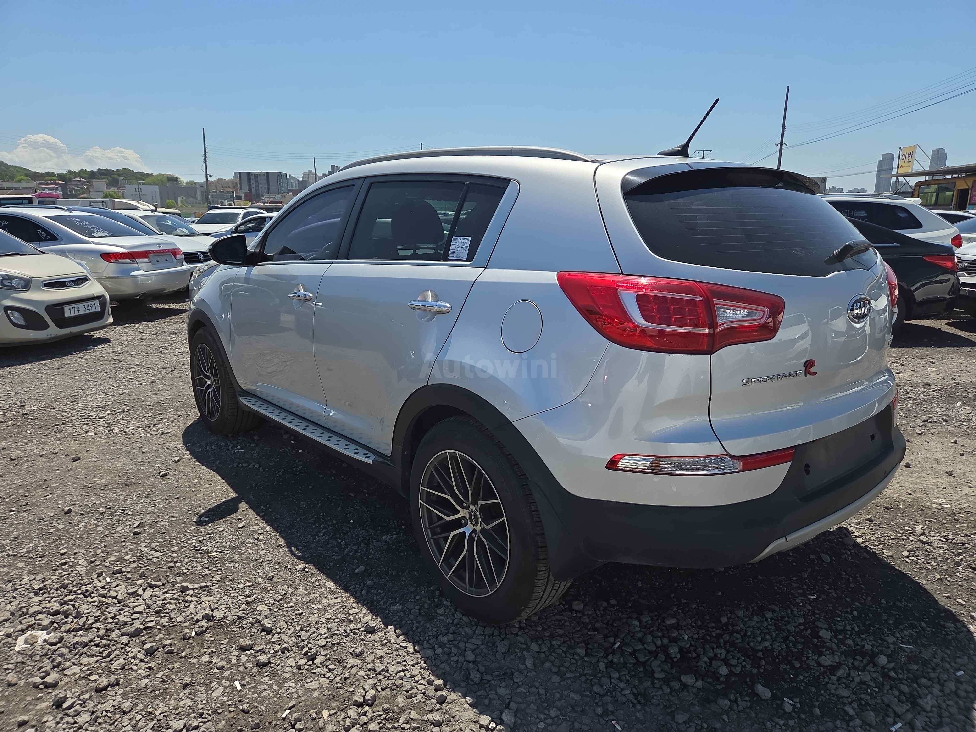 2011 KIA SPORTAGE VIN: KNAPE813BBK027938