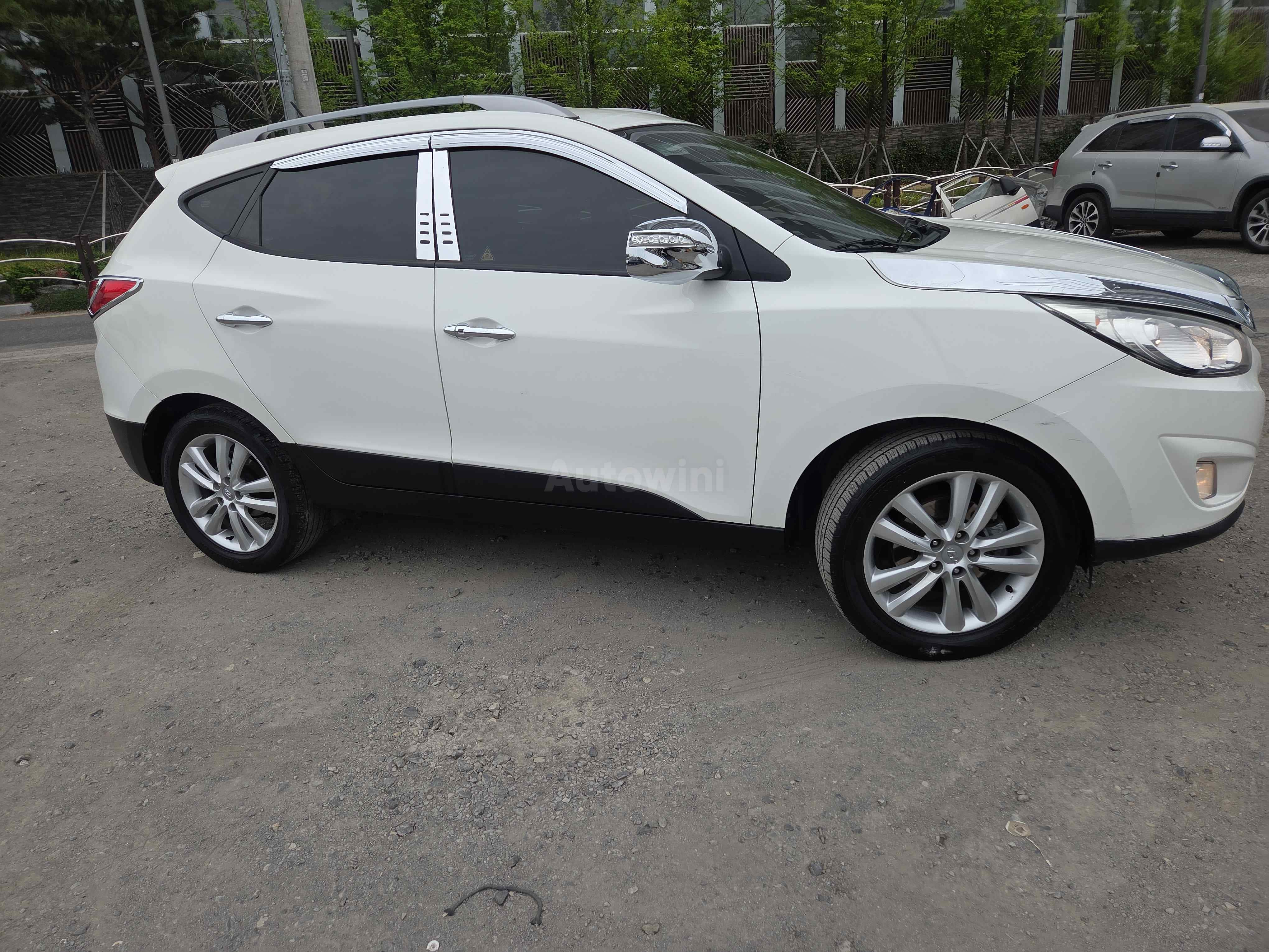 2013 HYUNDAI TUCSON VIN: KMHJU81VBDU645871