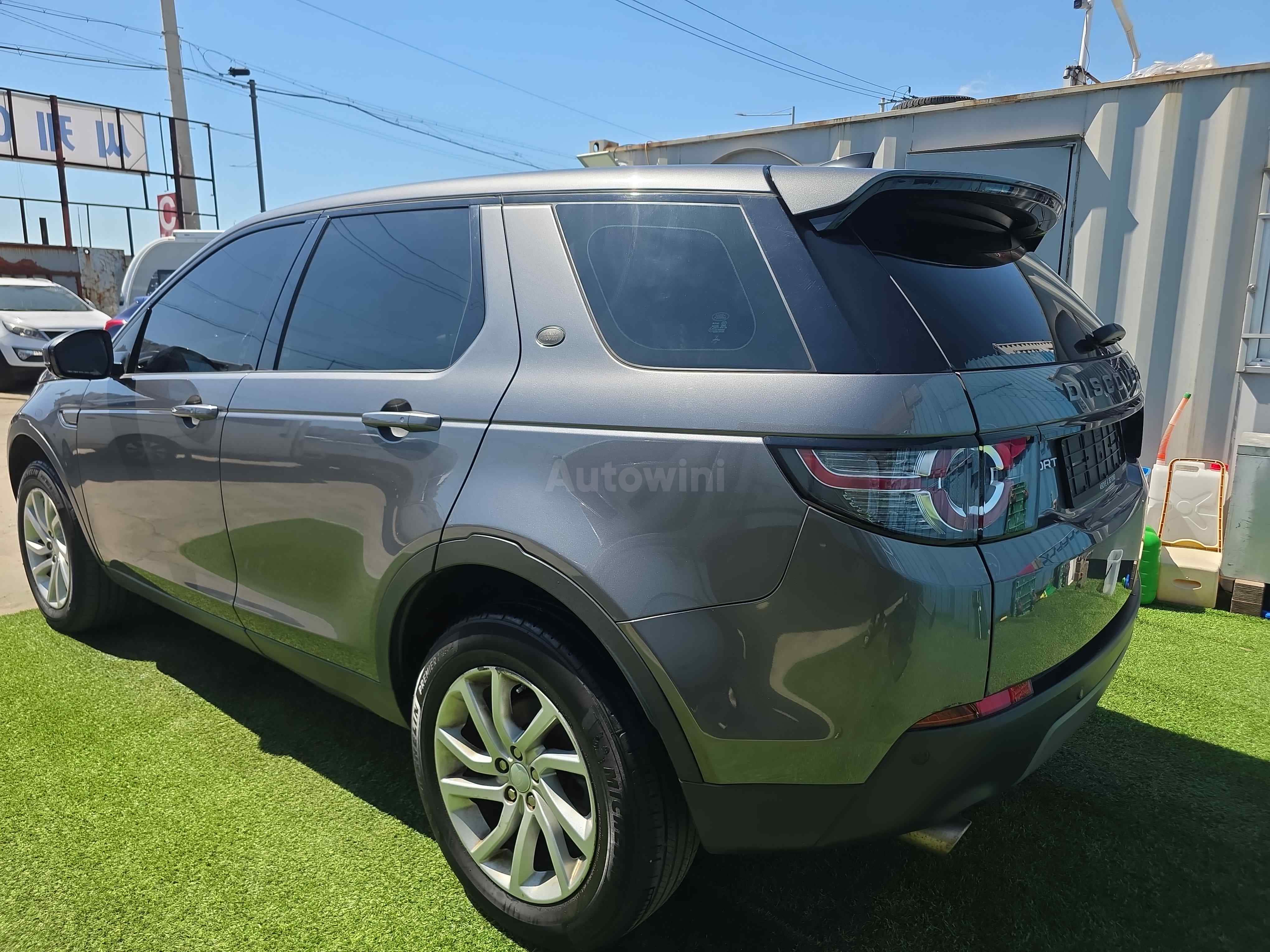 2017 LAND ROVER DISCOVERY SPORT VIN: SALCA2BN5HH673659