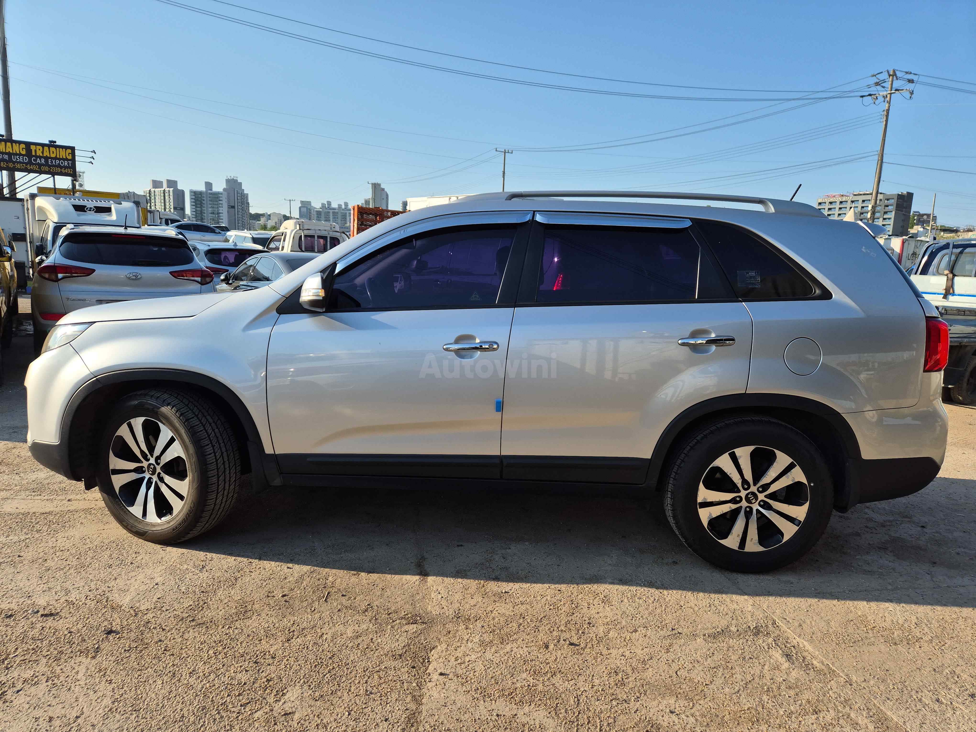 2014 KIA SORENTO VIN: KNAKU815BEA424651