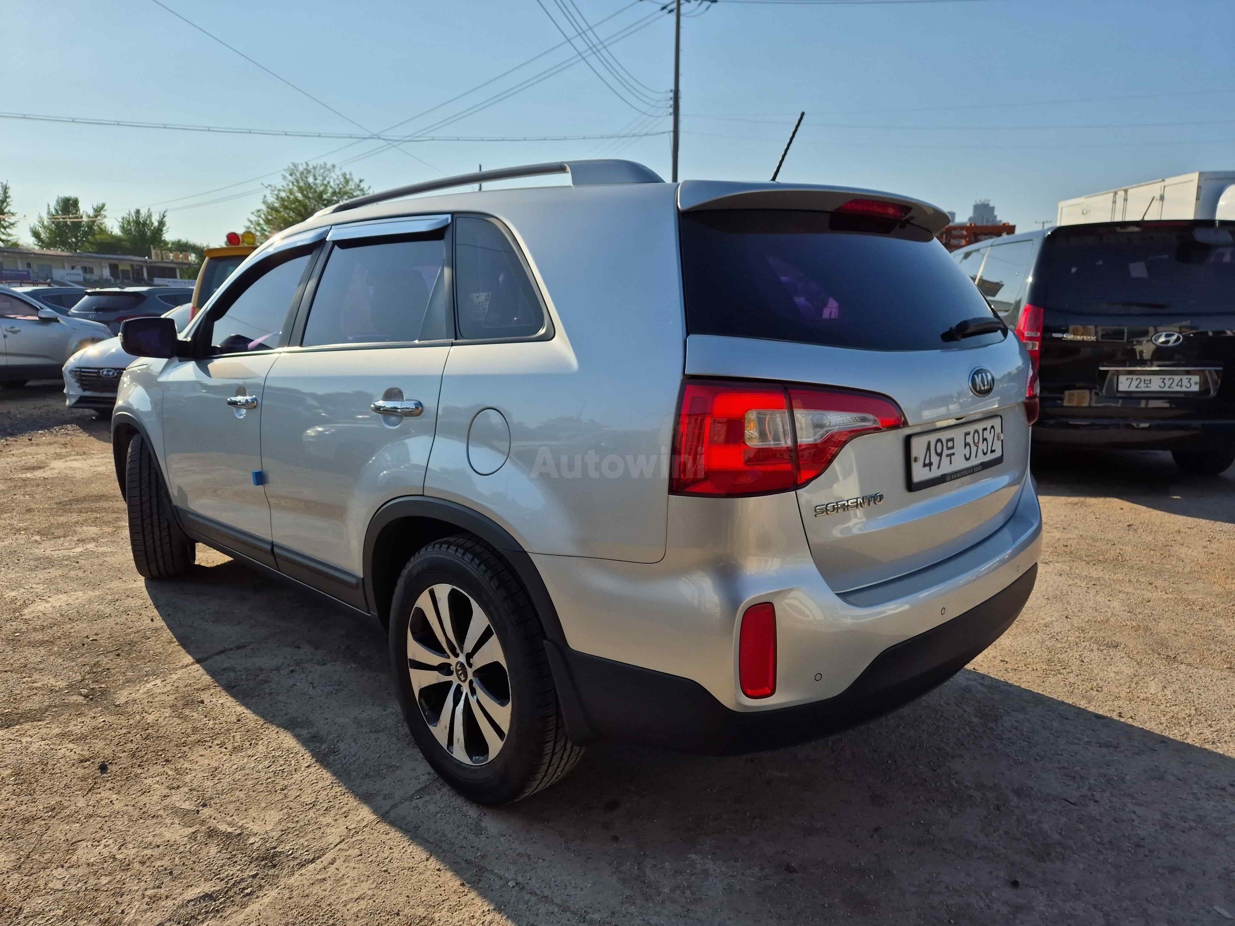 2014 KIA SORENTO VIN: KNAKU815BEA424651