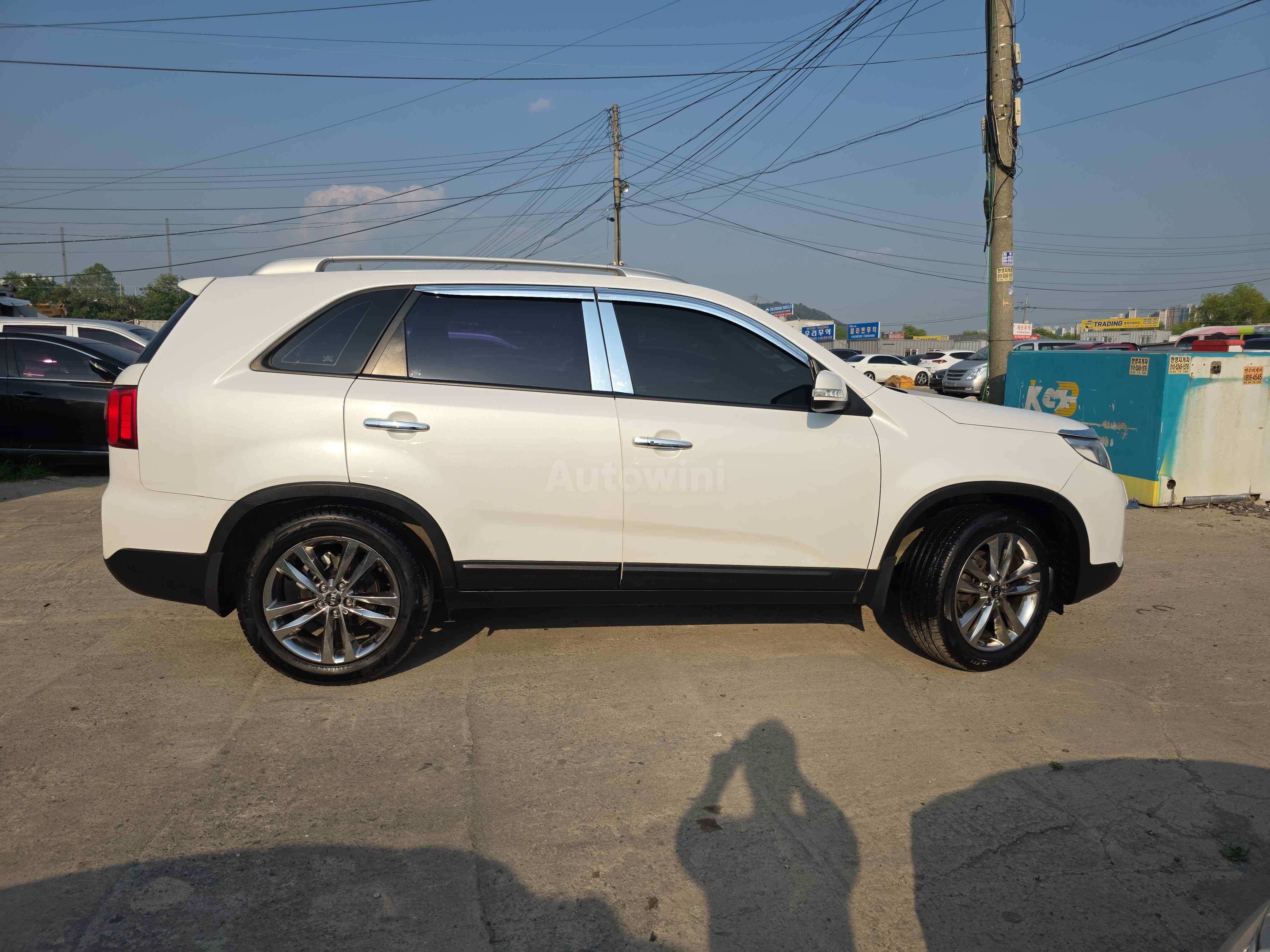 2014 KIA SORENTO VIN: KNAKW815BEA572964