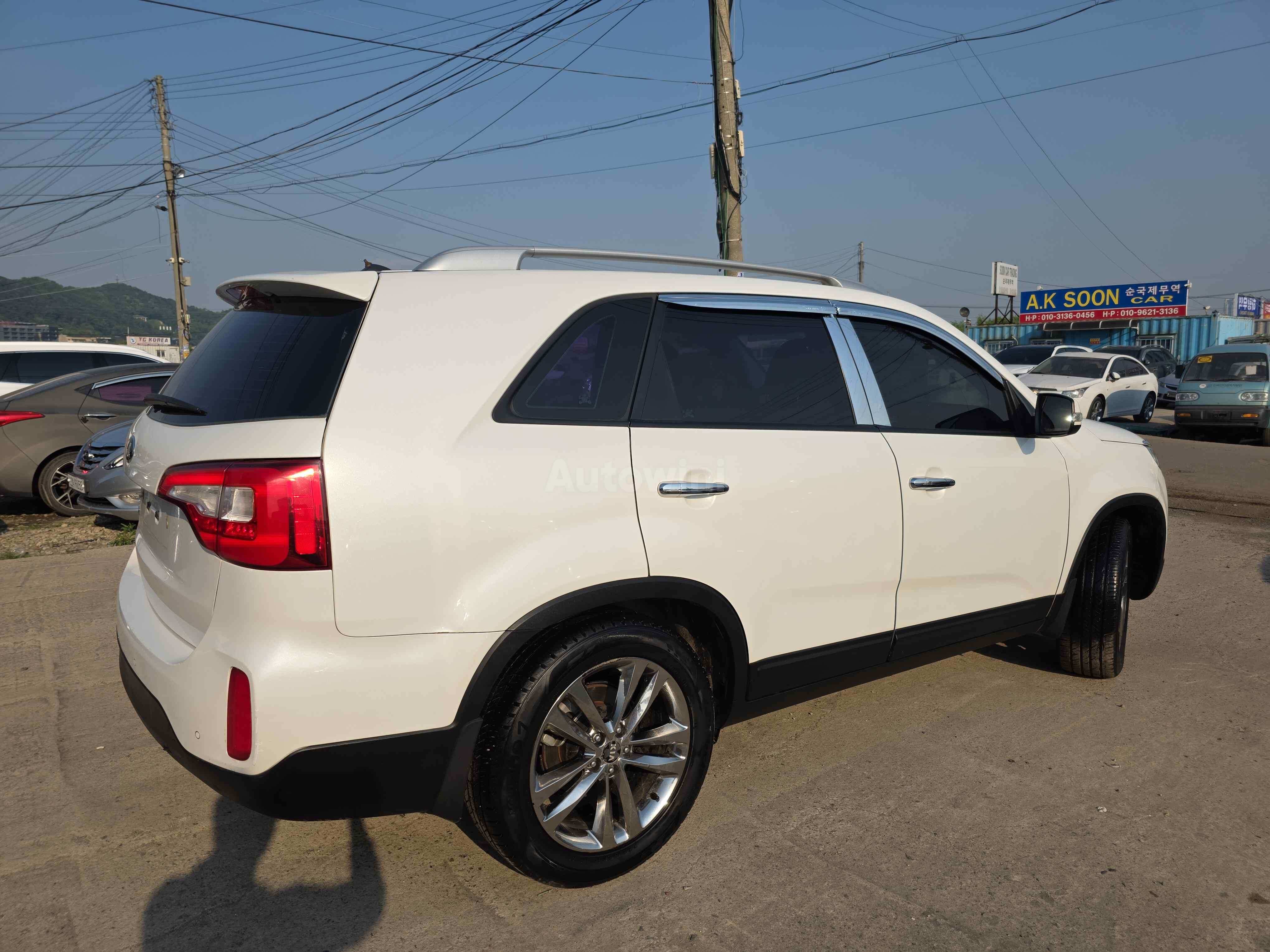 2014 KIA SORENTO VIN: KNAKW815BEA572964