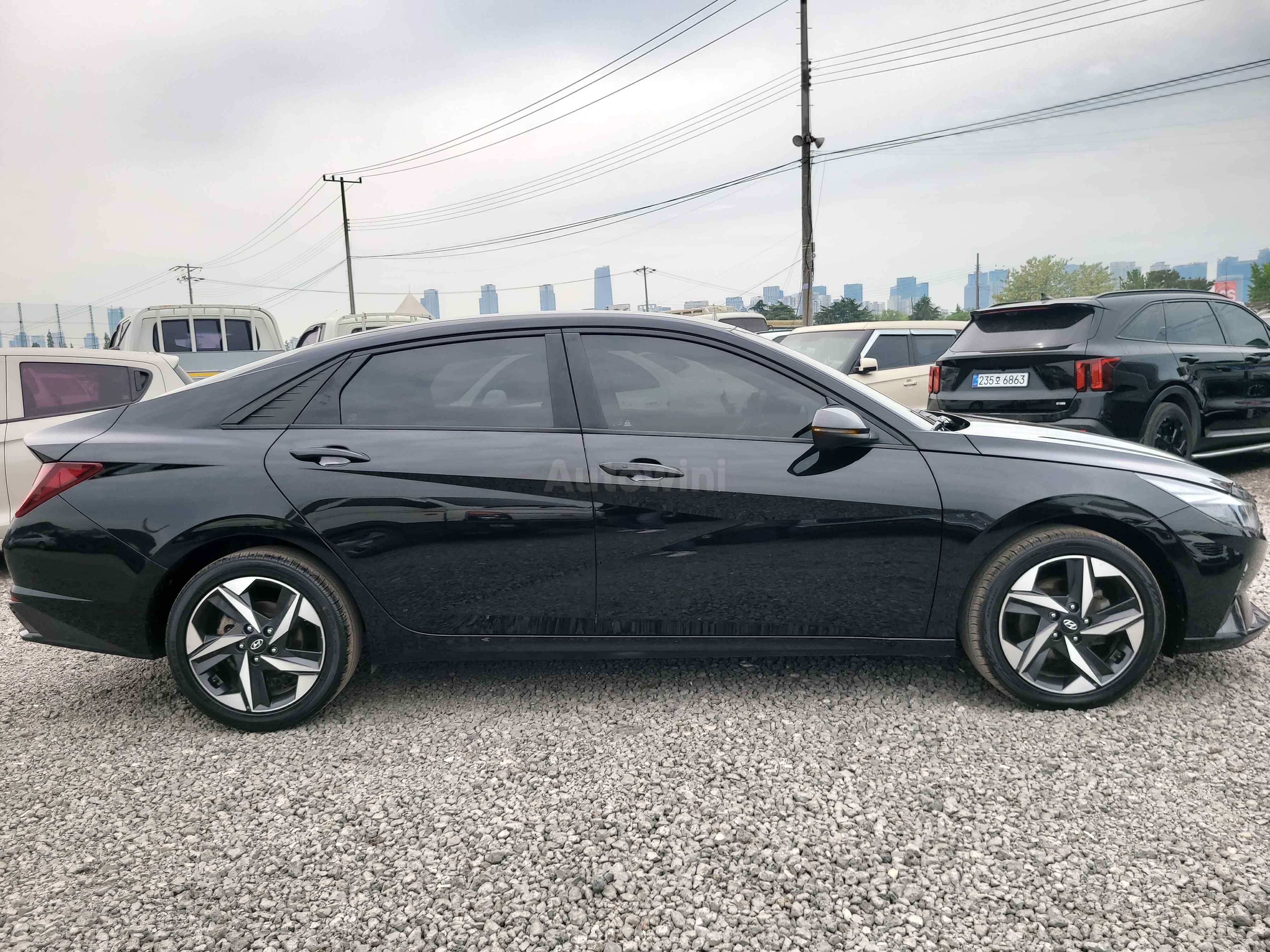 2021 HYUNDAI AVANTE VIN: KMHLM41EEMU017615